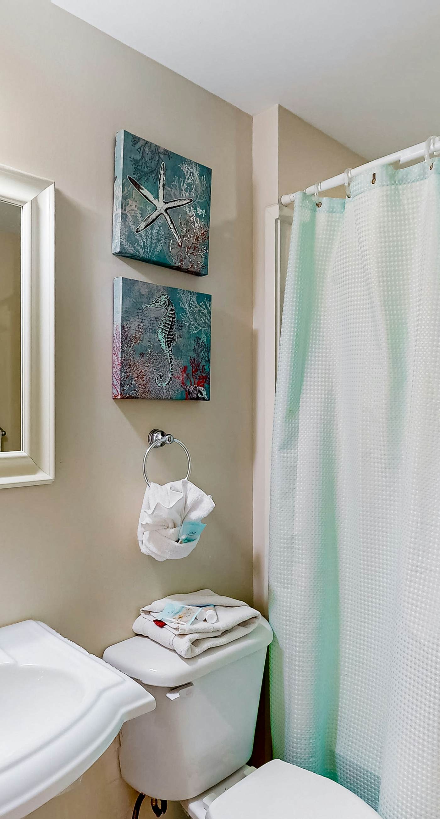 Sunny Waterscape ground-floor condo with pools, hot tubs, & stunning Gulf views