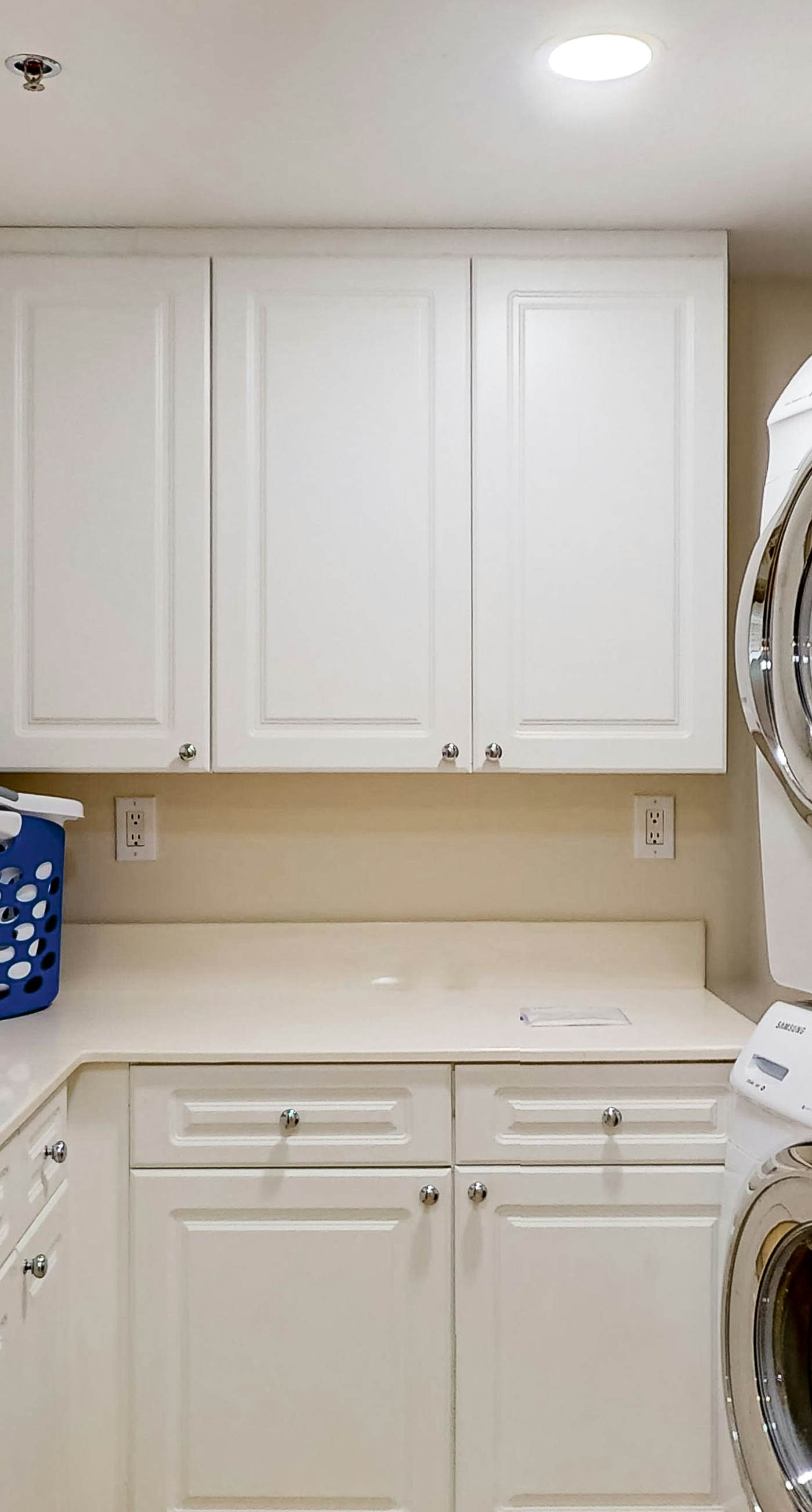 Sunny Waterscape ground-floor condo with pools, hot tubs, & stunning Gulf views