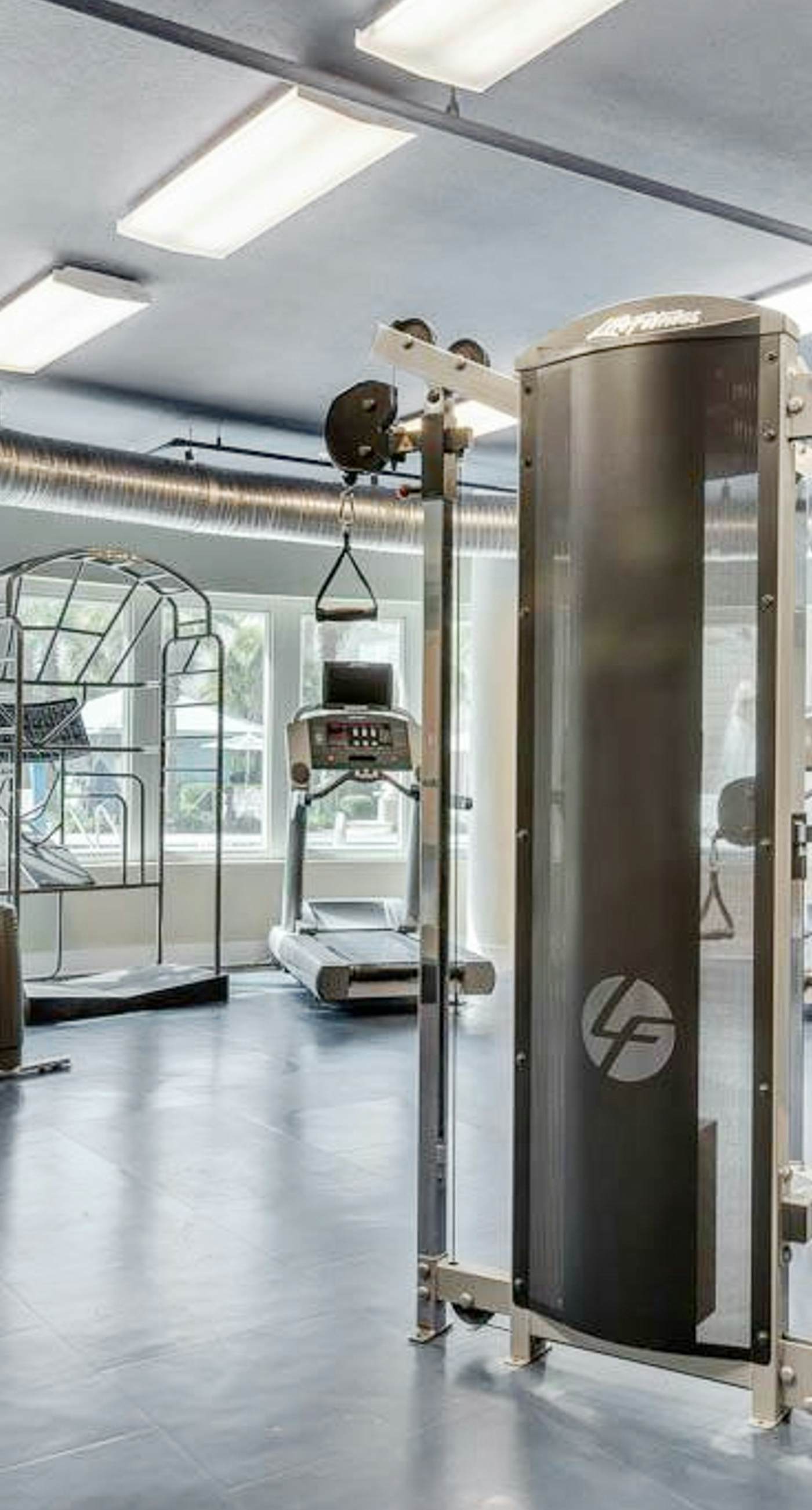 Sunny Waterscape ground-floor condo with pools, hot tubs, & stunning Gulf views