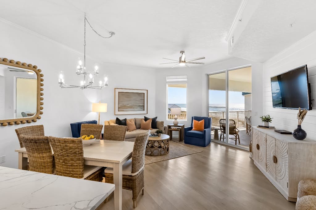 Dune it Right -Completely Updated with beach access, pool, hot tub