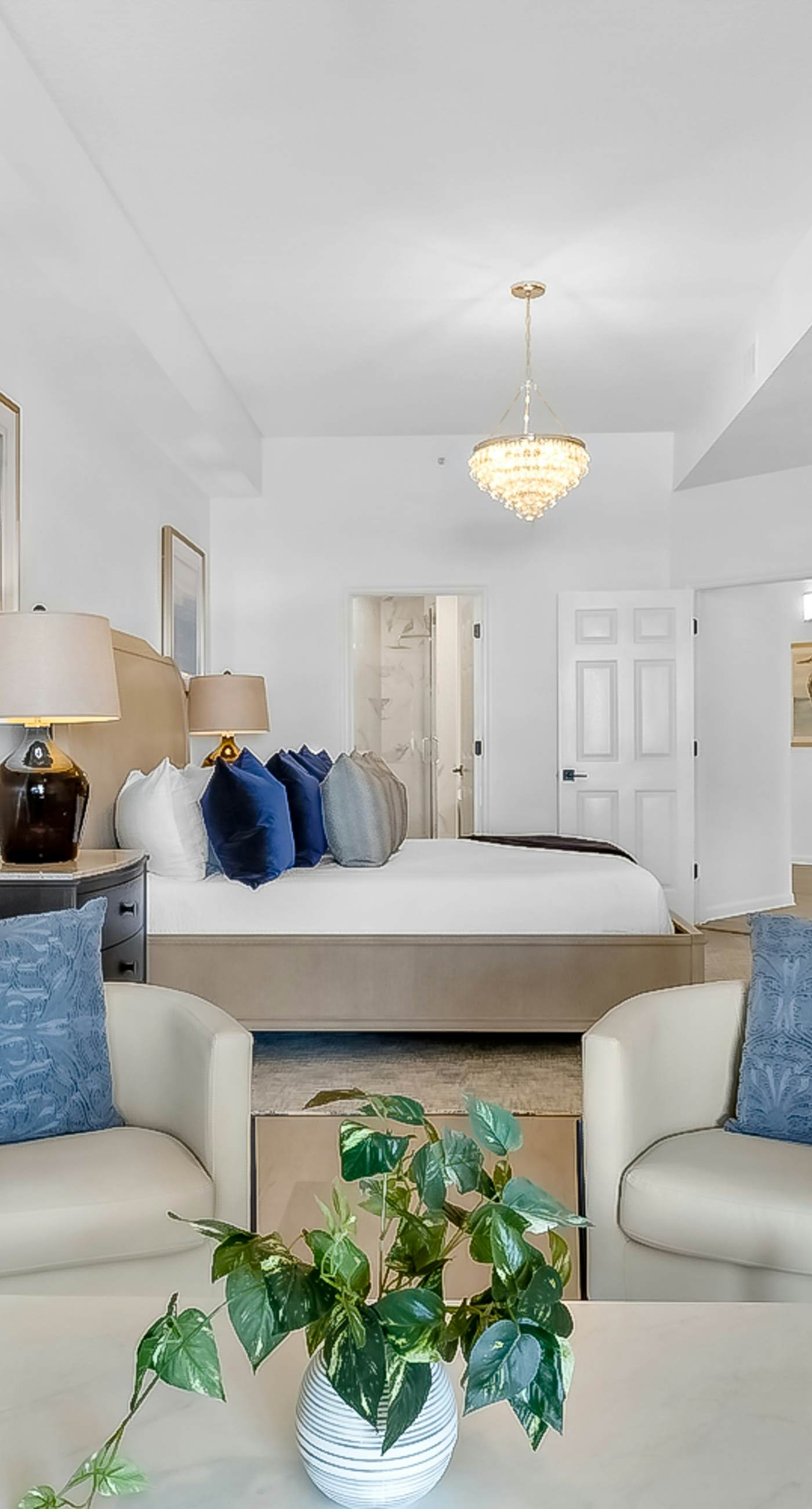 Completely Updated with beach access, pool, hot tub, tennis, pickleball & gym