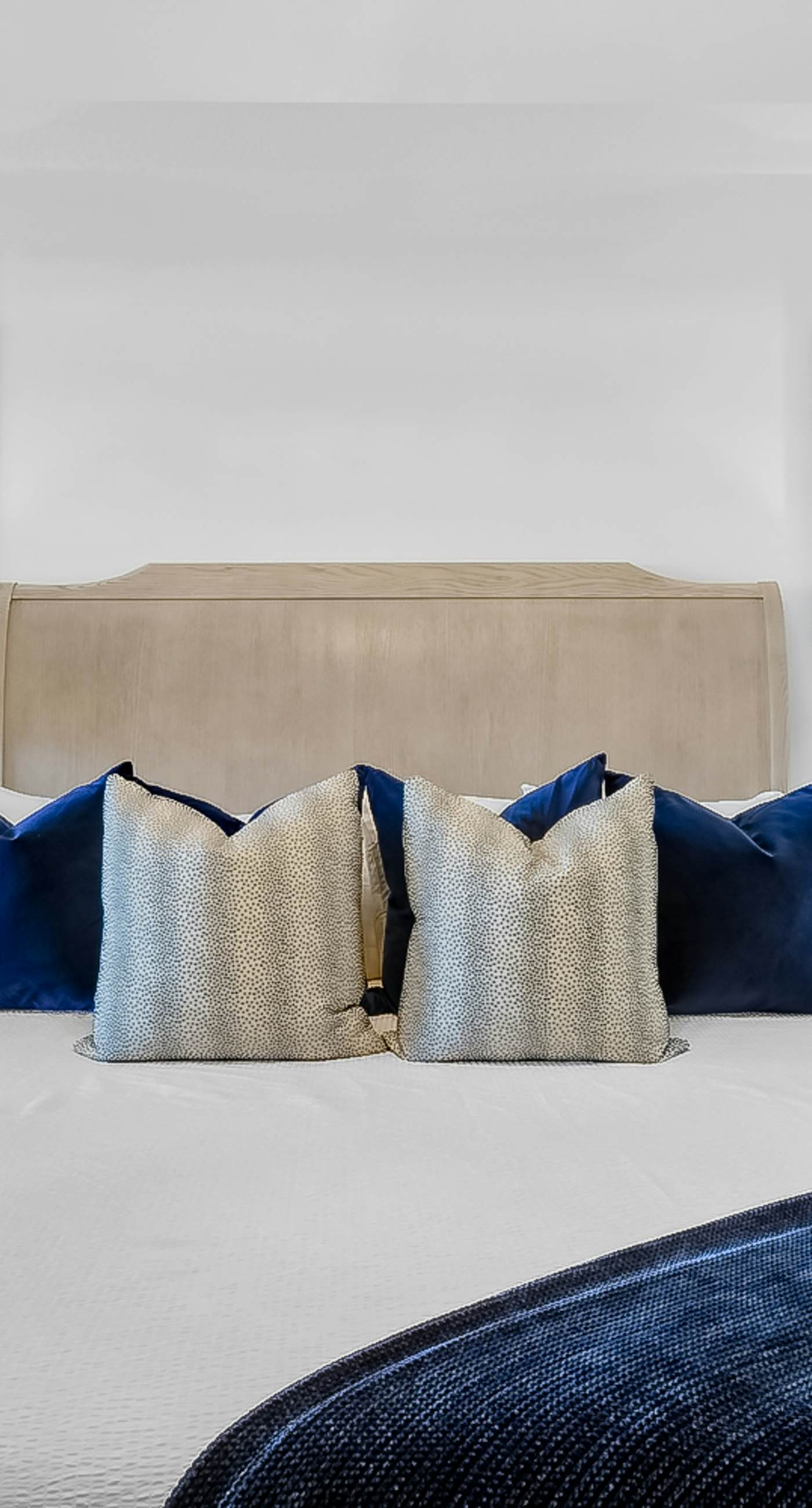 Completely Updated with beach access, pool, hot tub, tennis, pickleball & gym