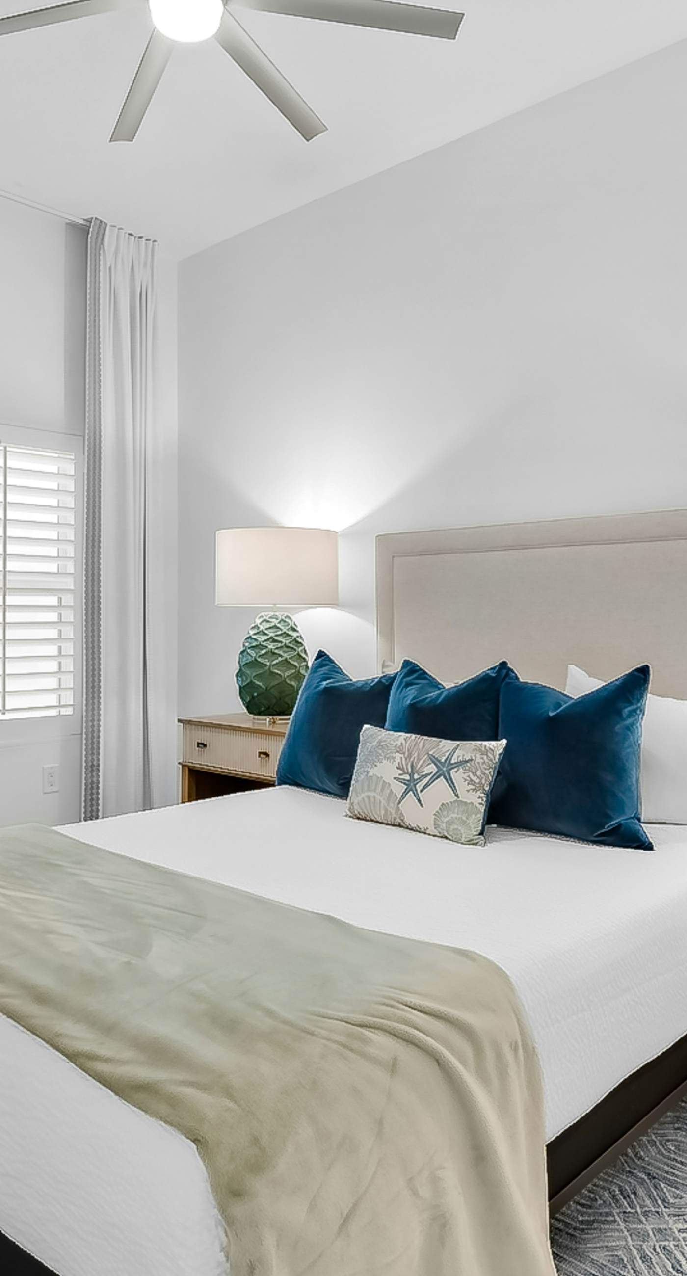 Completely Updated with beach access, pool, hot tub, tennis, pickleball & gym