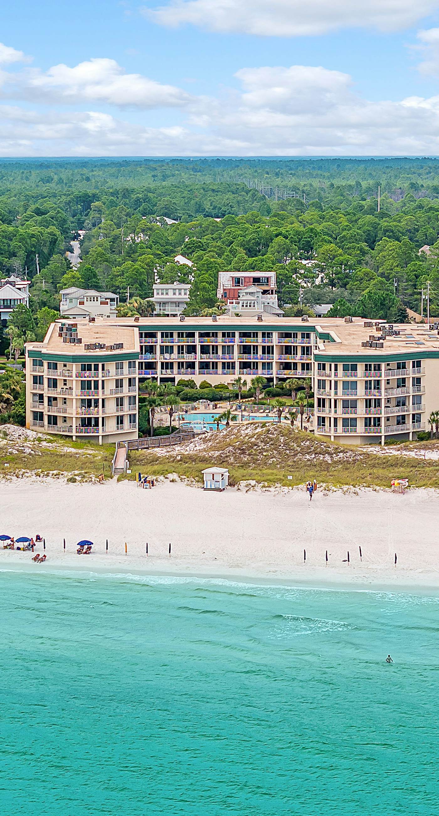 Completely Updated with beach access, pool, hot tub, tennis, pickleball & gym