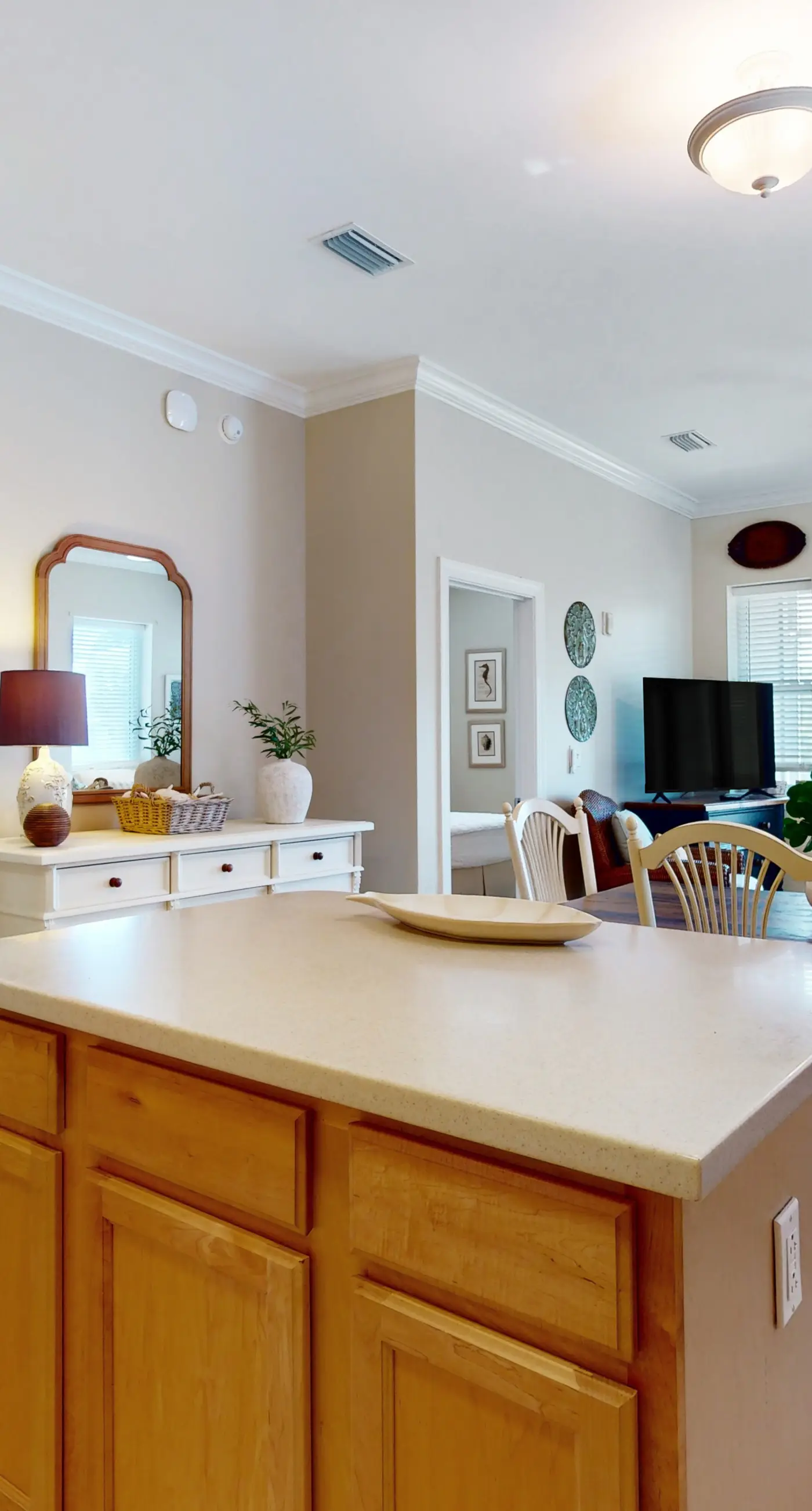 Stylish condo with screened balcony, pool, & tennis - near beach