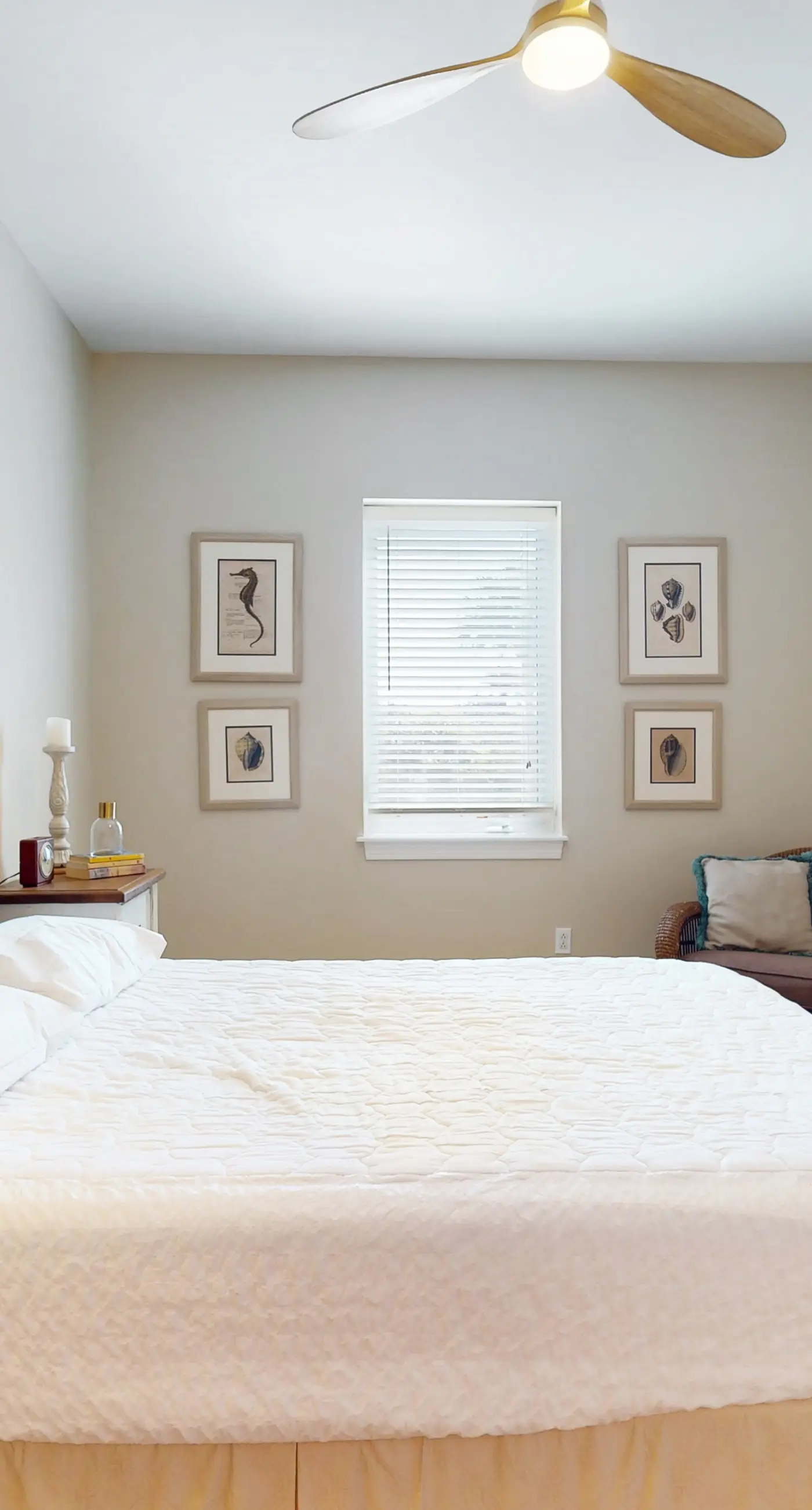 Stylish condo with screened balcony, pool, & tennis - near beach