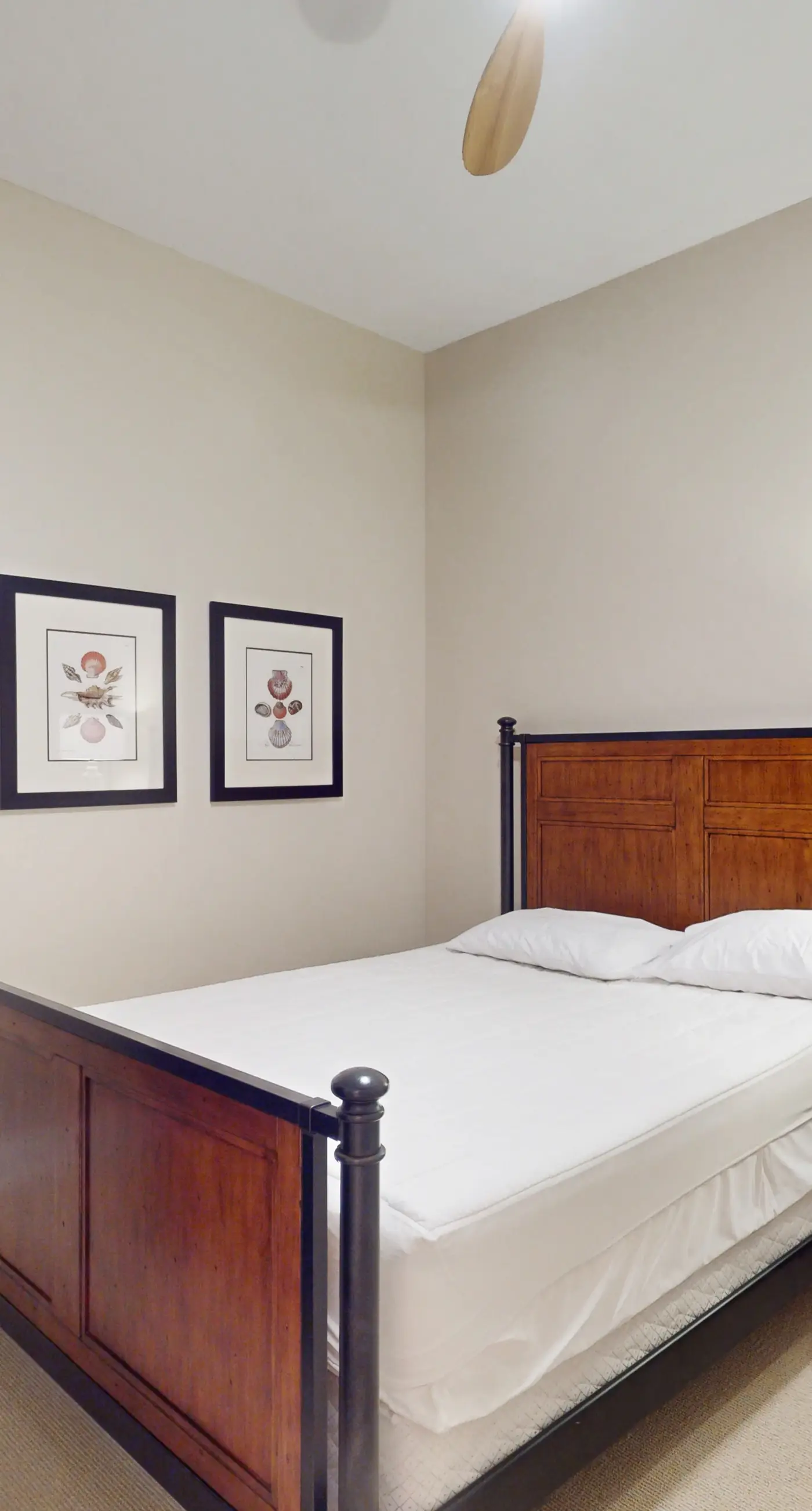 Stylish condo with screened balcony, pool, & tennis - near beach