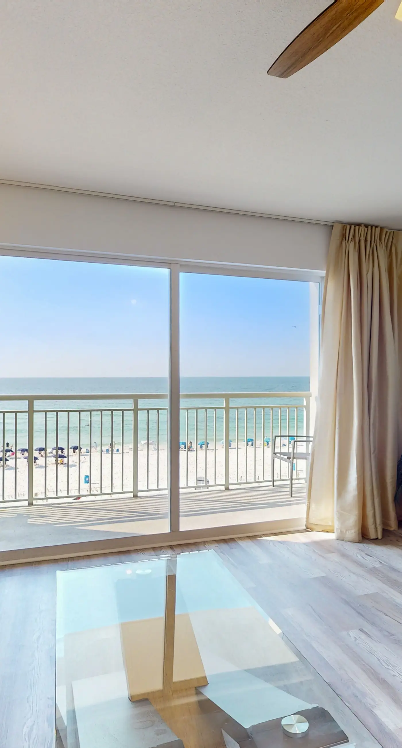 Gorgeous and cozy beachfront condo with shared pool and beach access