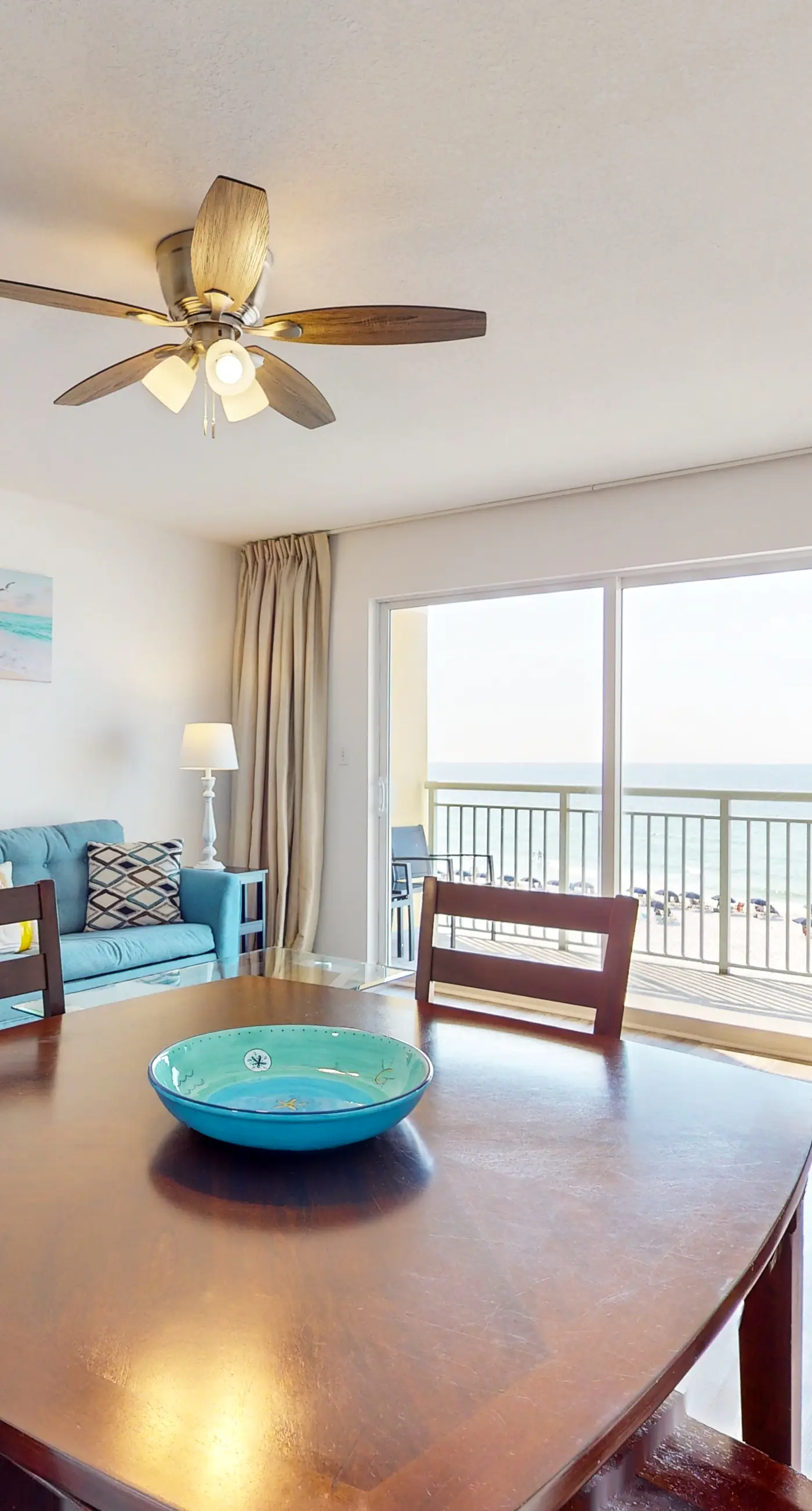Gorgeous and cozy beachfront condo with shared pool and beach access