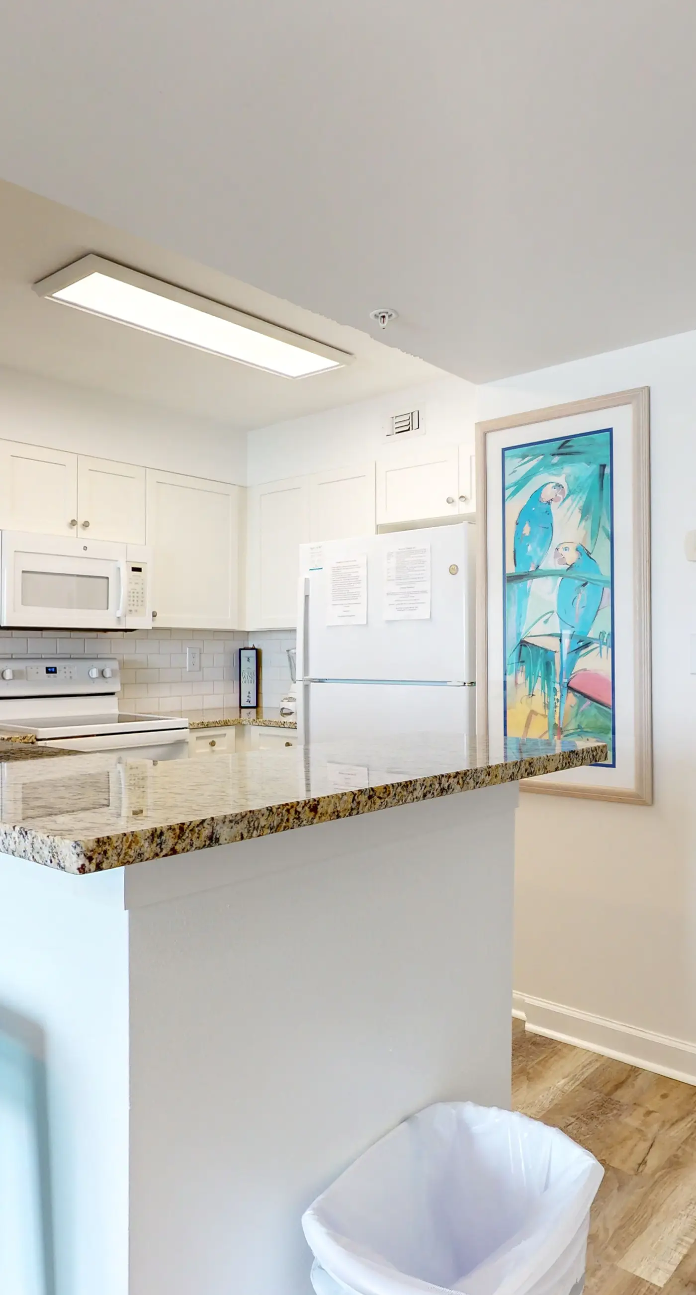 Gorgeous and cozy beachfront condo with shared pool and beach access