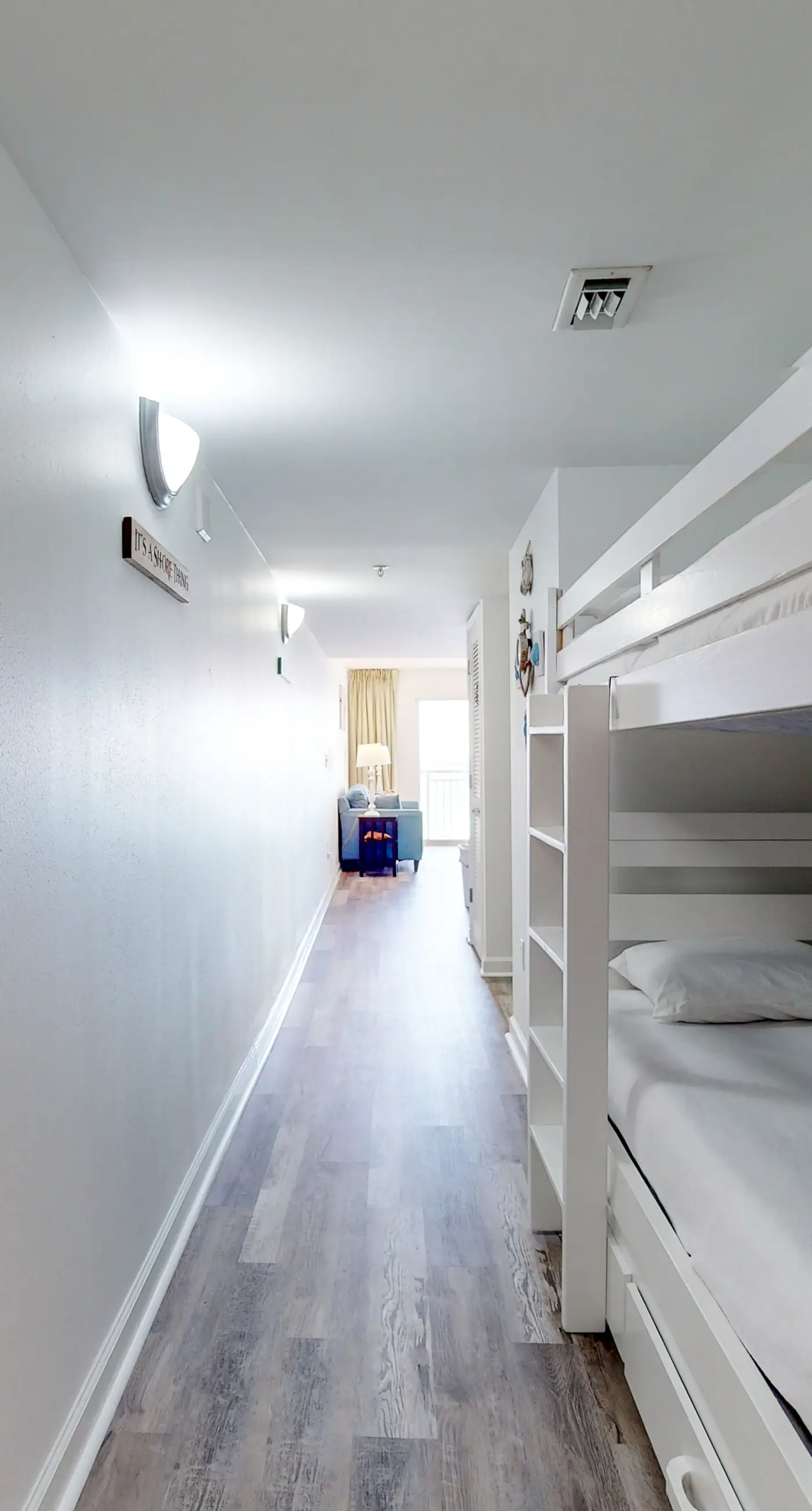 Gorgeous and cozy beachfront condo with shared pool and beach access