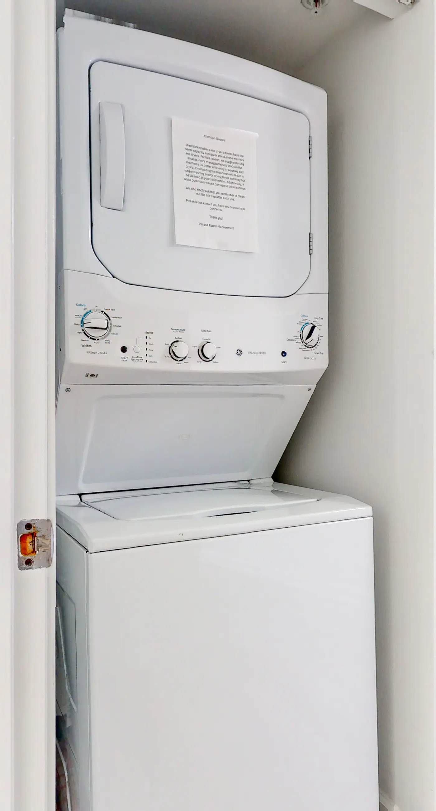 Gorgeous and cozy beachfront condo with shared pool and beach access