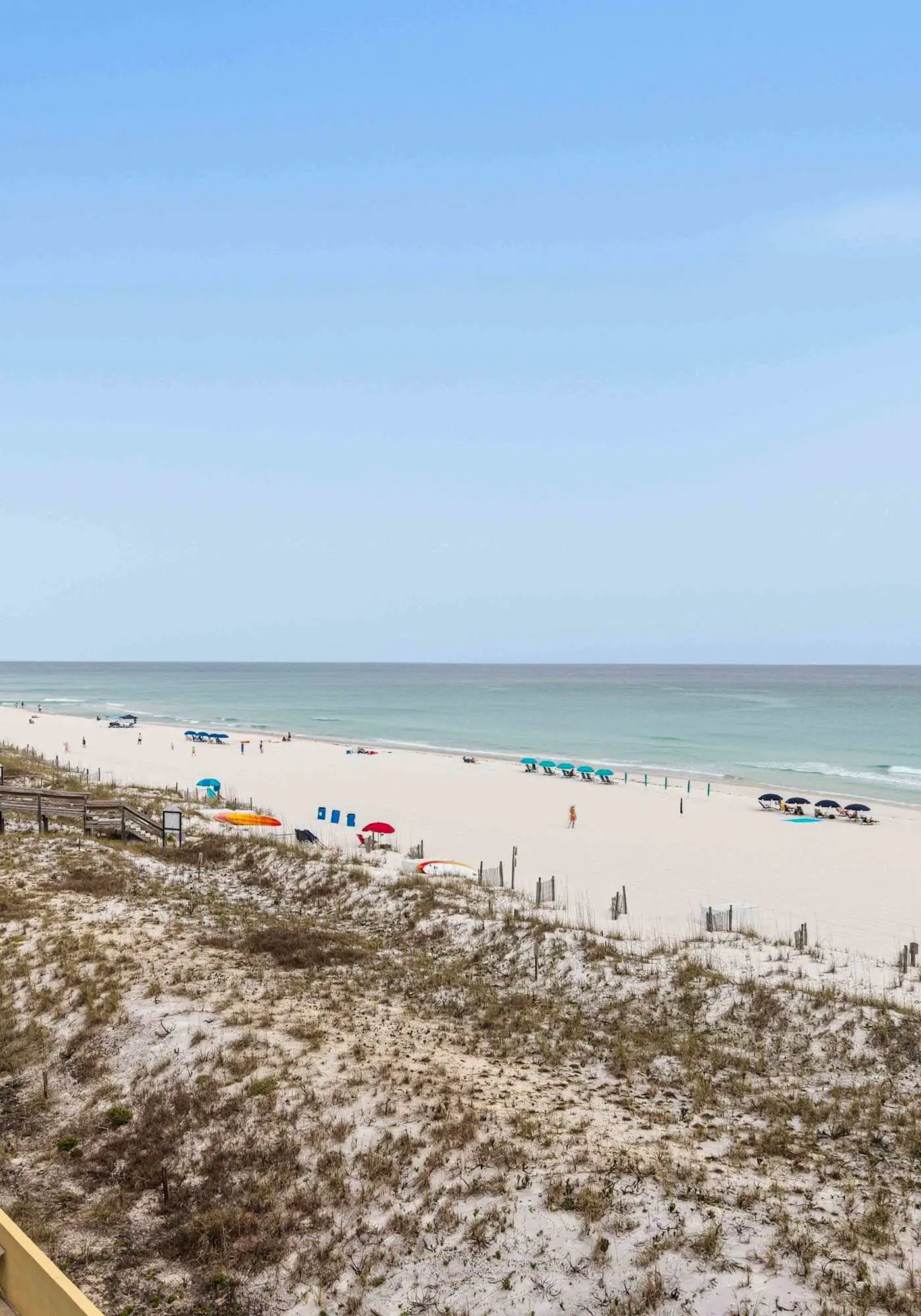 Gorgeous and cozy beachfront condo with shared pool and beach access