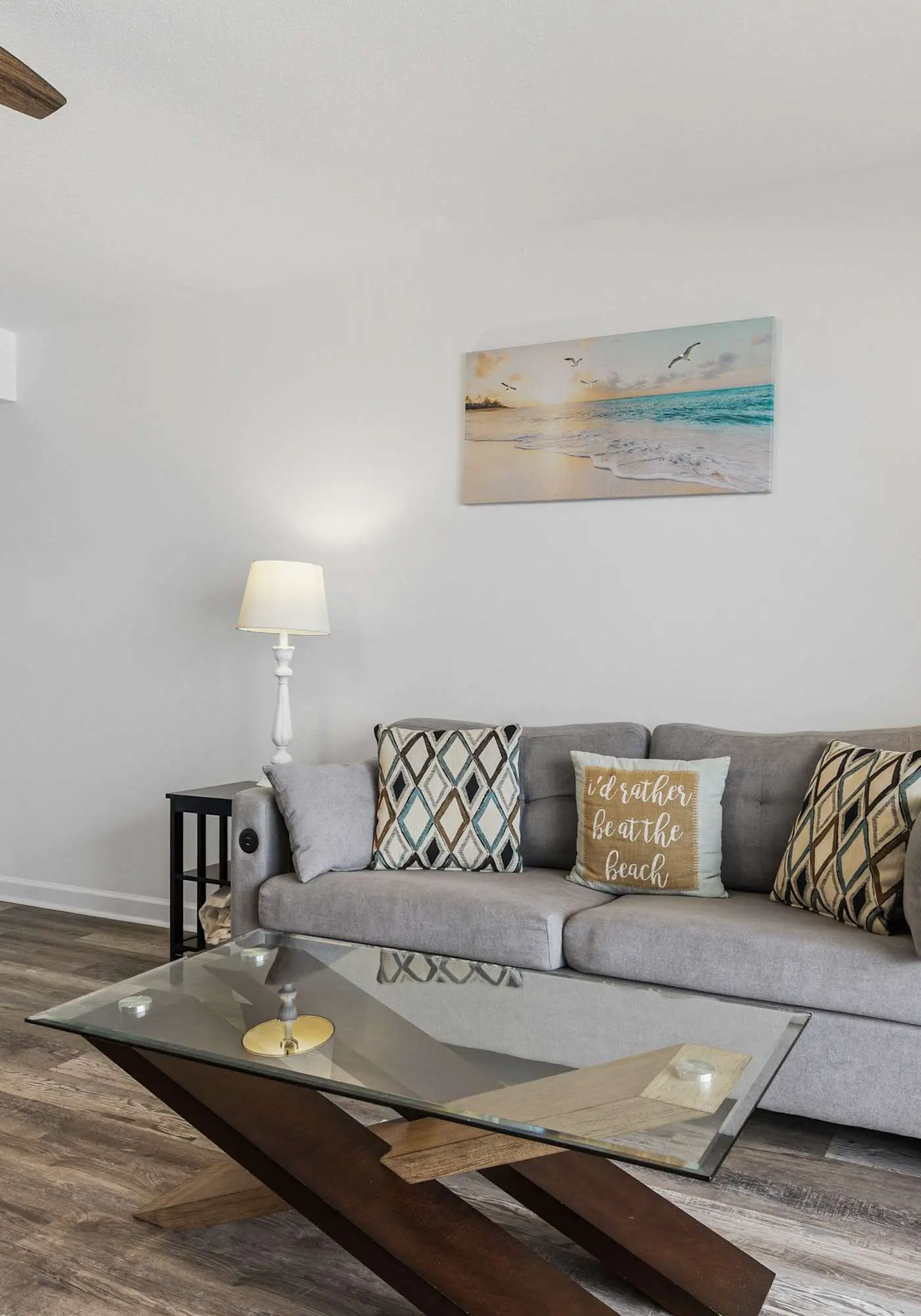 Gorgeous and cozy beachfront condo with shared pool and beach access
