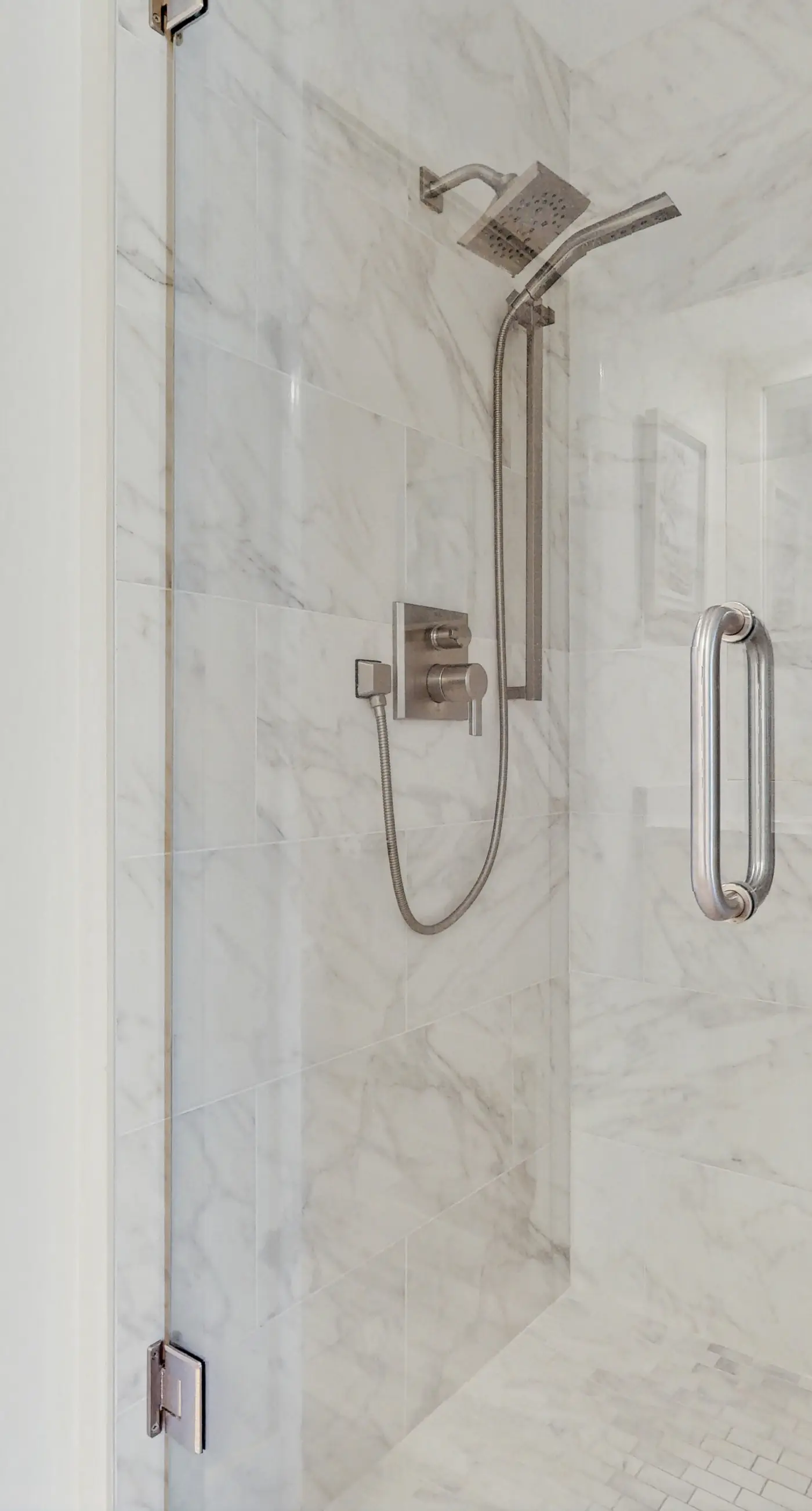 Gulf front condo with beach access, pool, hot tub, tennis & pickleball