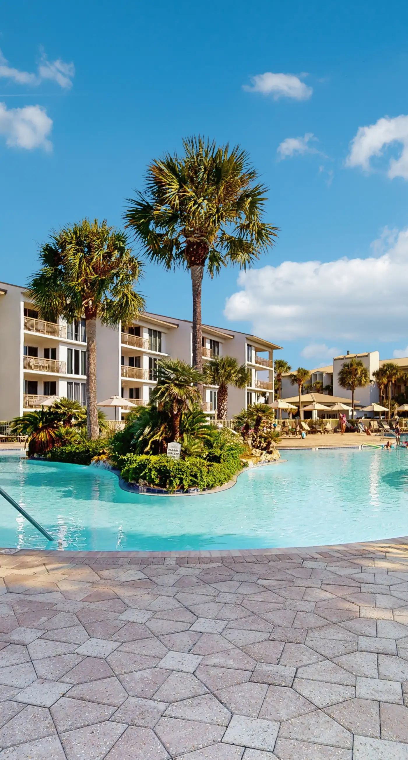 Gulf front condo with beach access, pool, hot tub, tennis & pickleball