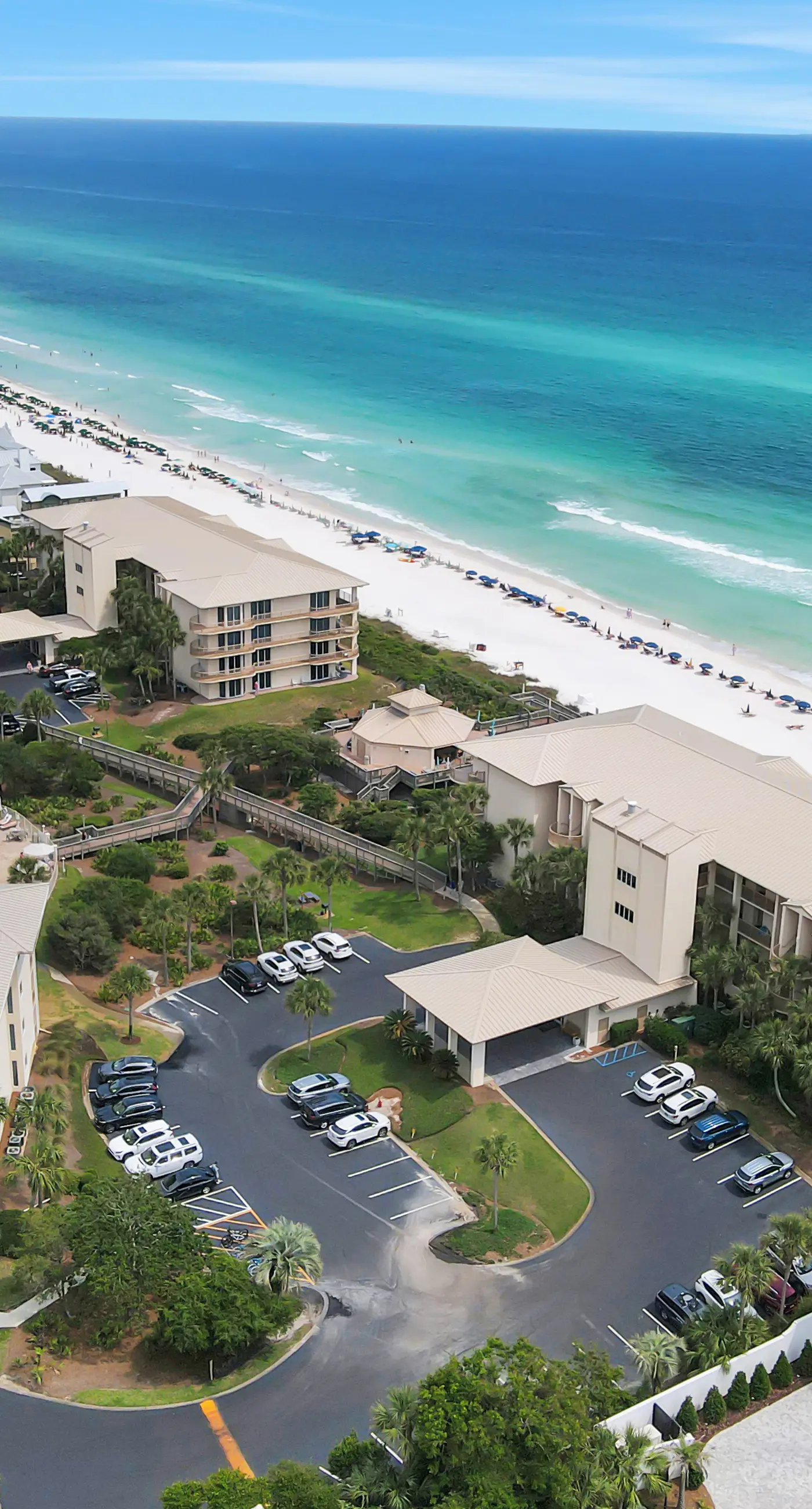 Gulf front condo with beach access, pool, hot tub, tennis & pickleball