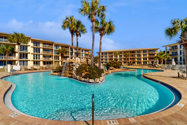 2nd-floor condo with beach access, pool, tennis, pickleball, hot tub, balcony