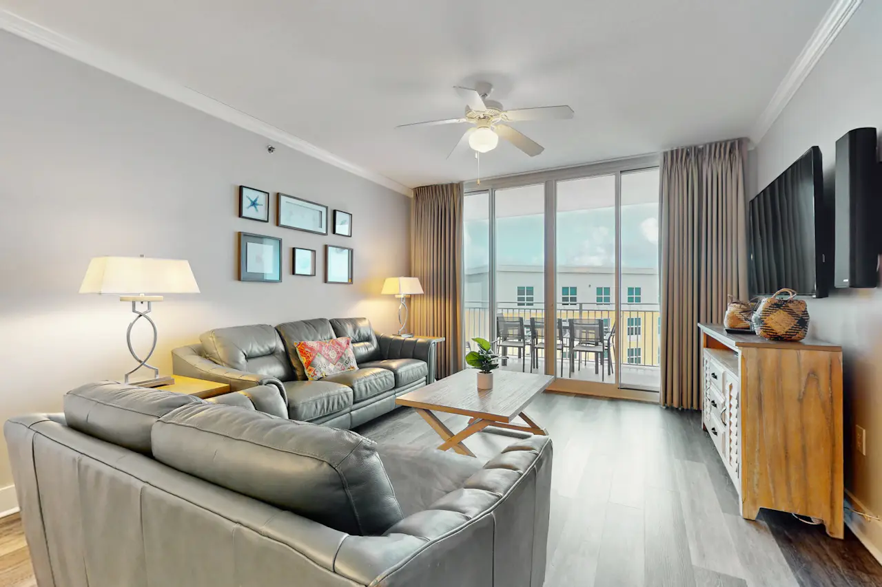 Sunny Waterscape 6th-floor condo with pools, hot tubs, & stunning Gulf ...