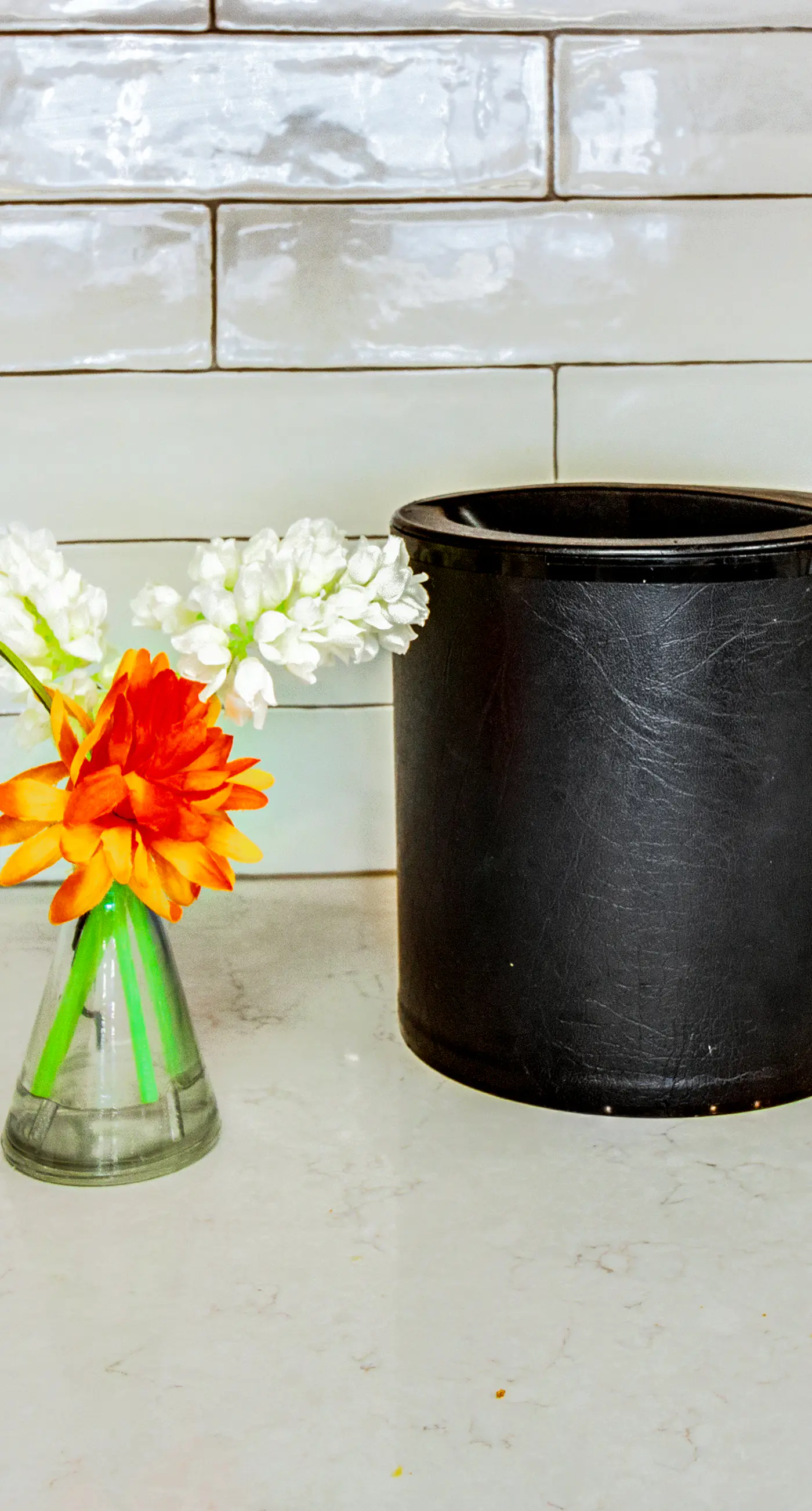 Island Echos 3M. Great beachfront condo with pool & tennis - quick drive to dining