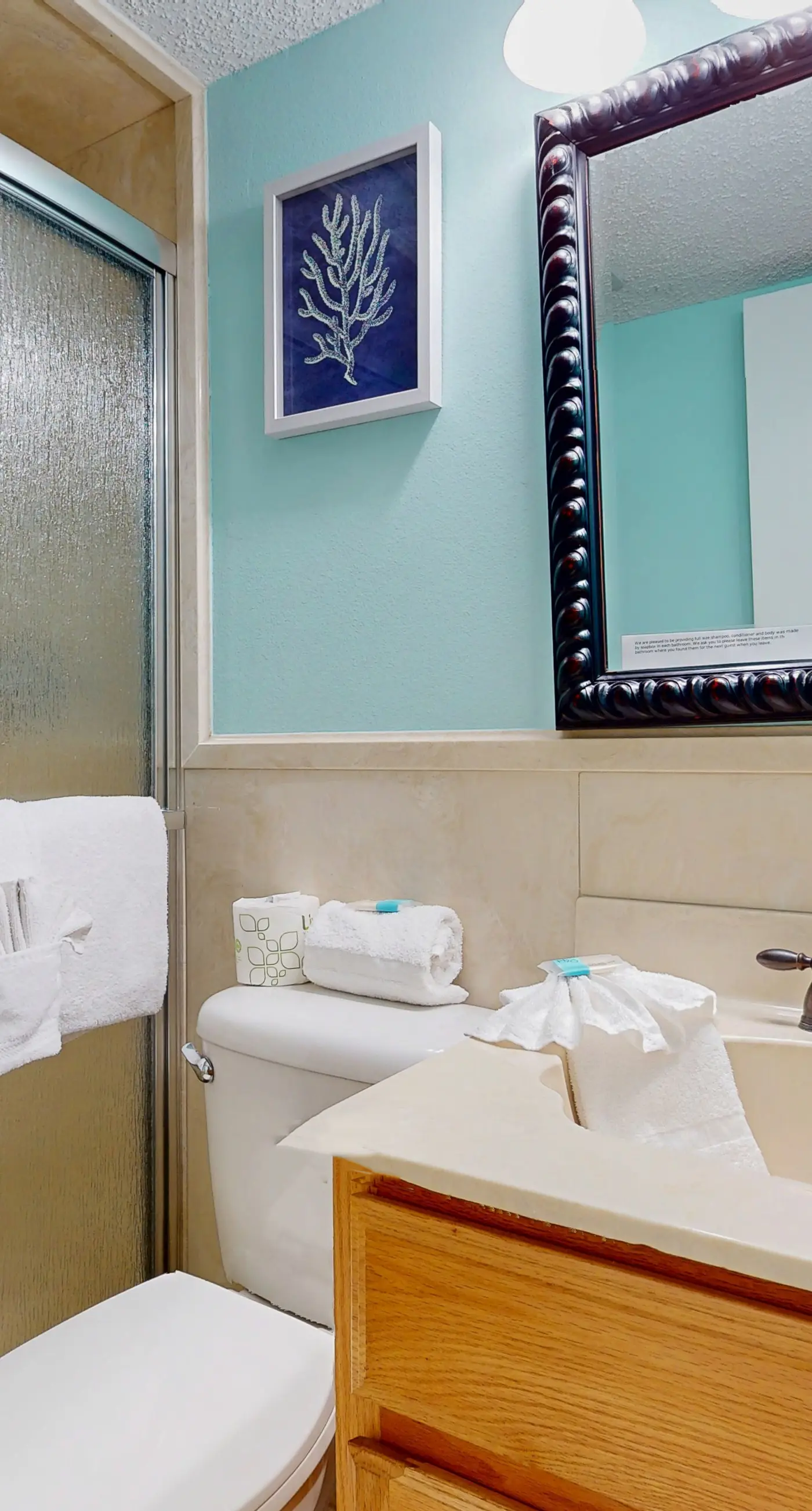 Island Echos 1L. Updated, first-floor, open, airy condo with great views - close to dining