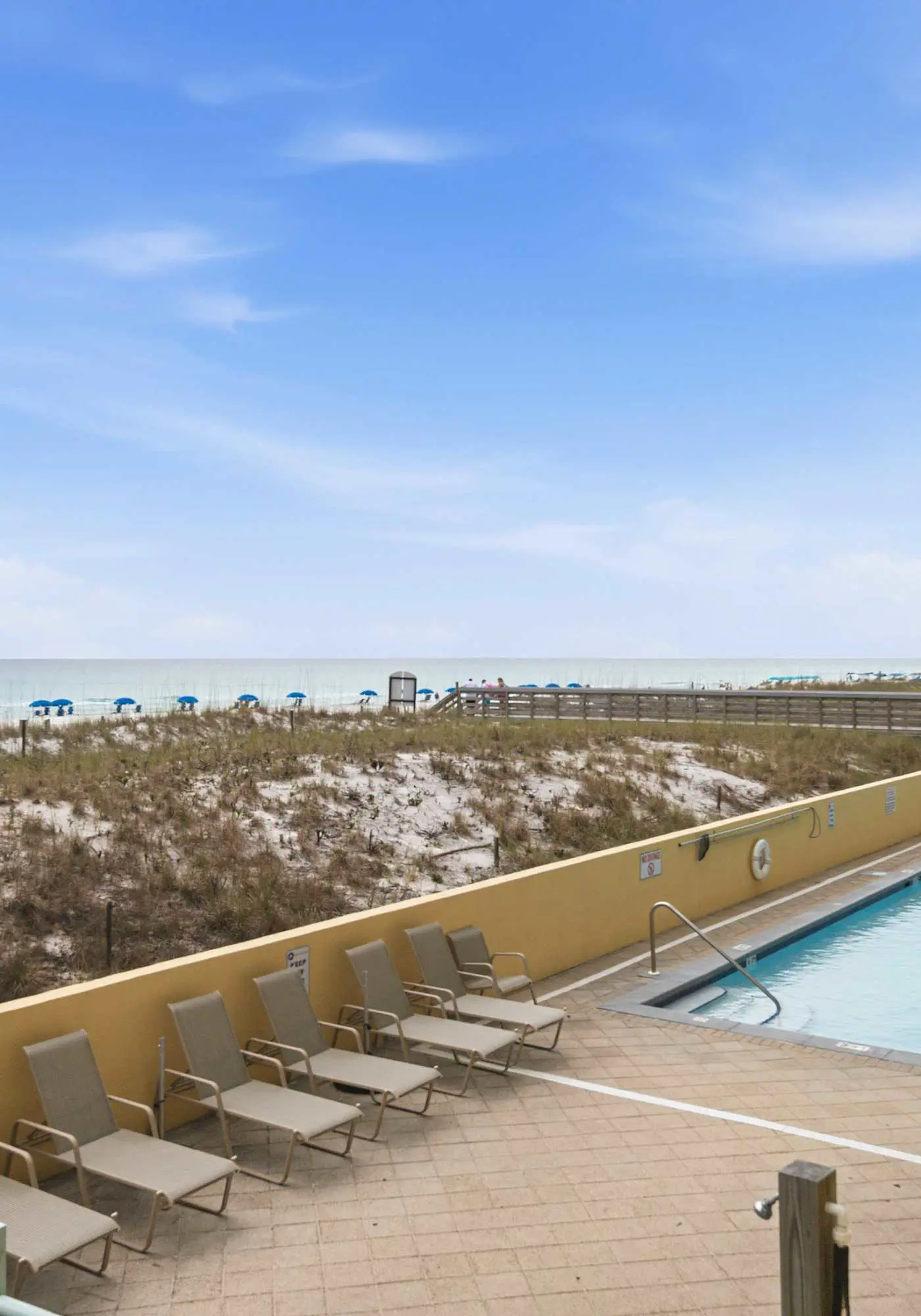 Oceanfront Condo with Shared Pool & Hot Tub, Ocean View, & Private Washer/Dryer