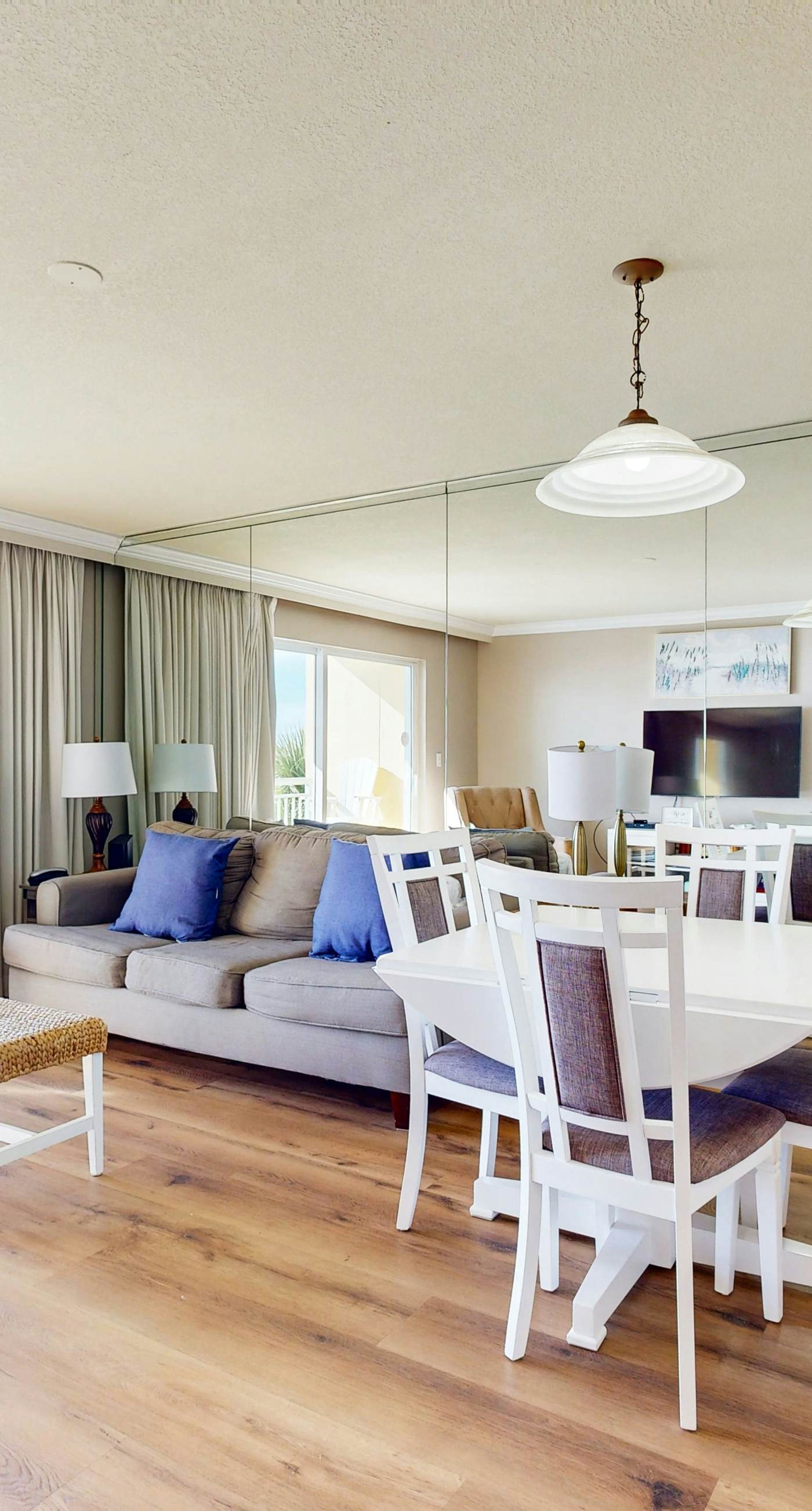 Pelican Isle 209-Stylish beach getaway with shared pool, private balcony, gulf views & fast WiFi