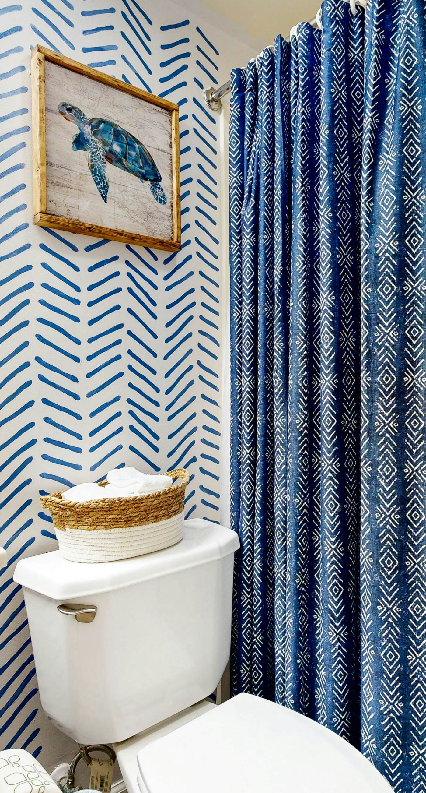 Pelican Isle 209-Stylish beach getaway with shared pool, private balcony, gulf views & fast WiFi