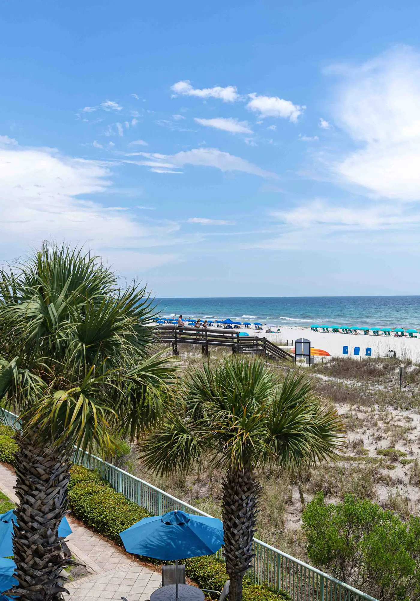 Stylish beach getaway with shared pool, private balcony, gulf views & fast WiFi
