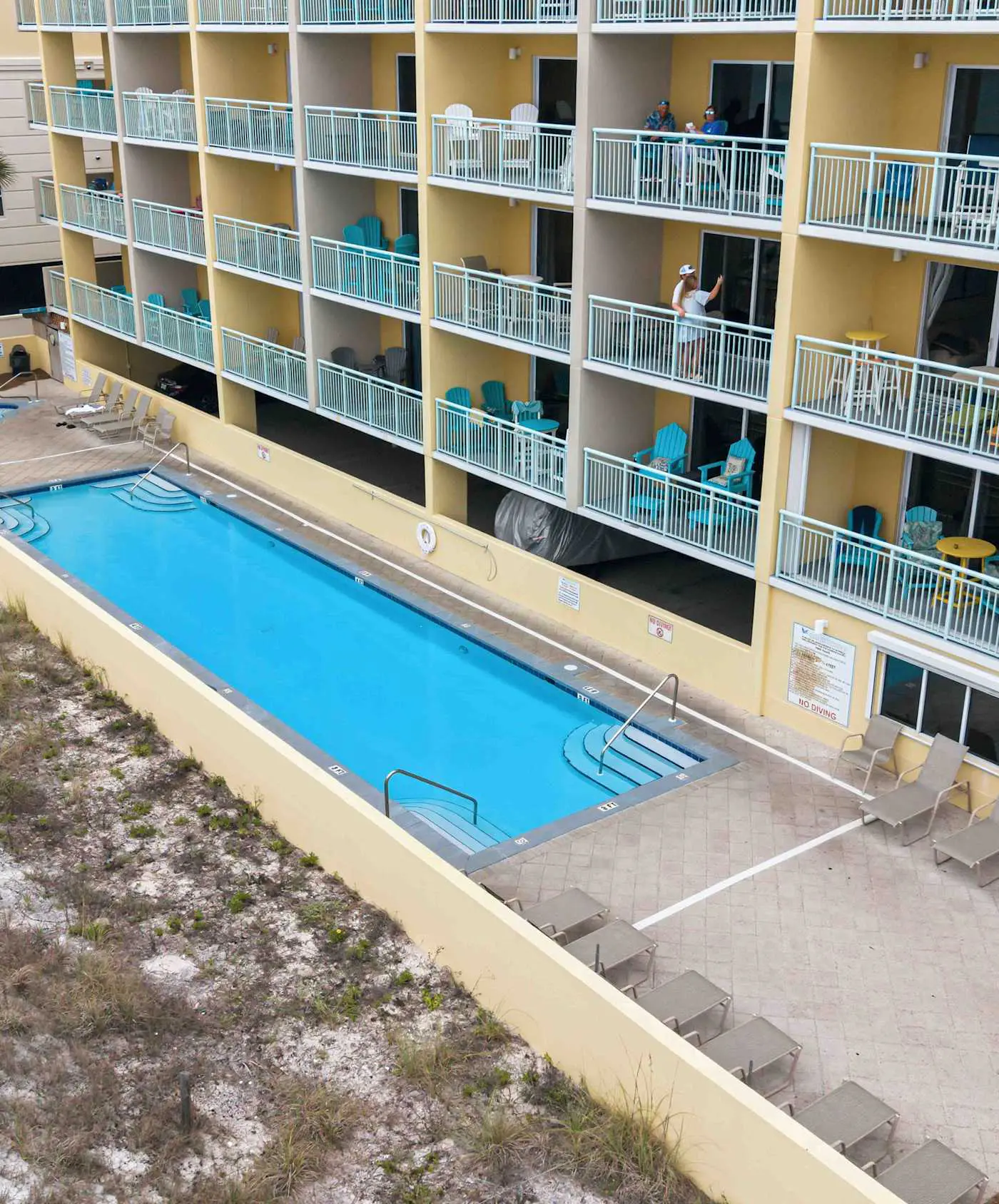 Stylish beach getaway with shared pool, private balcony, gulf views & fast WiFi