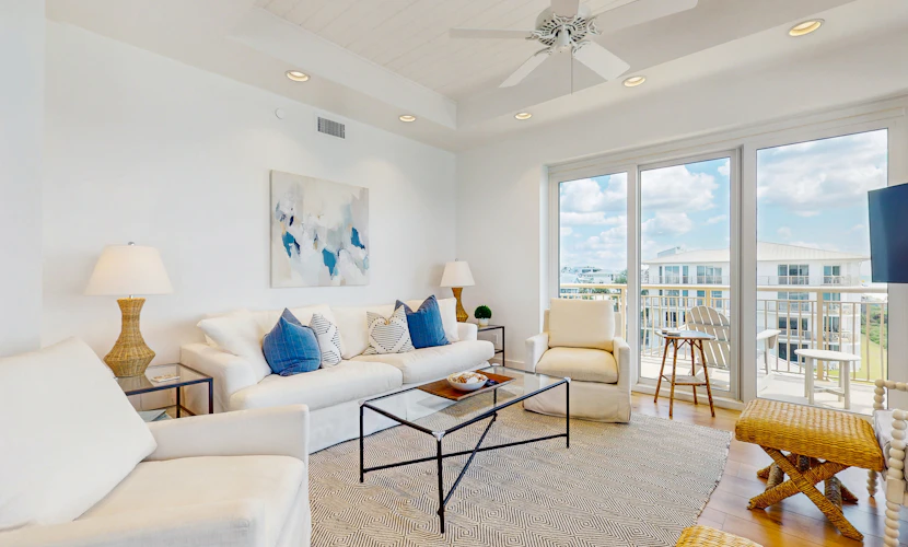 Lavish High Pointe condo with resort pool, amazing ocean view & pickleball