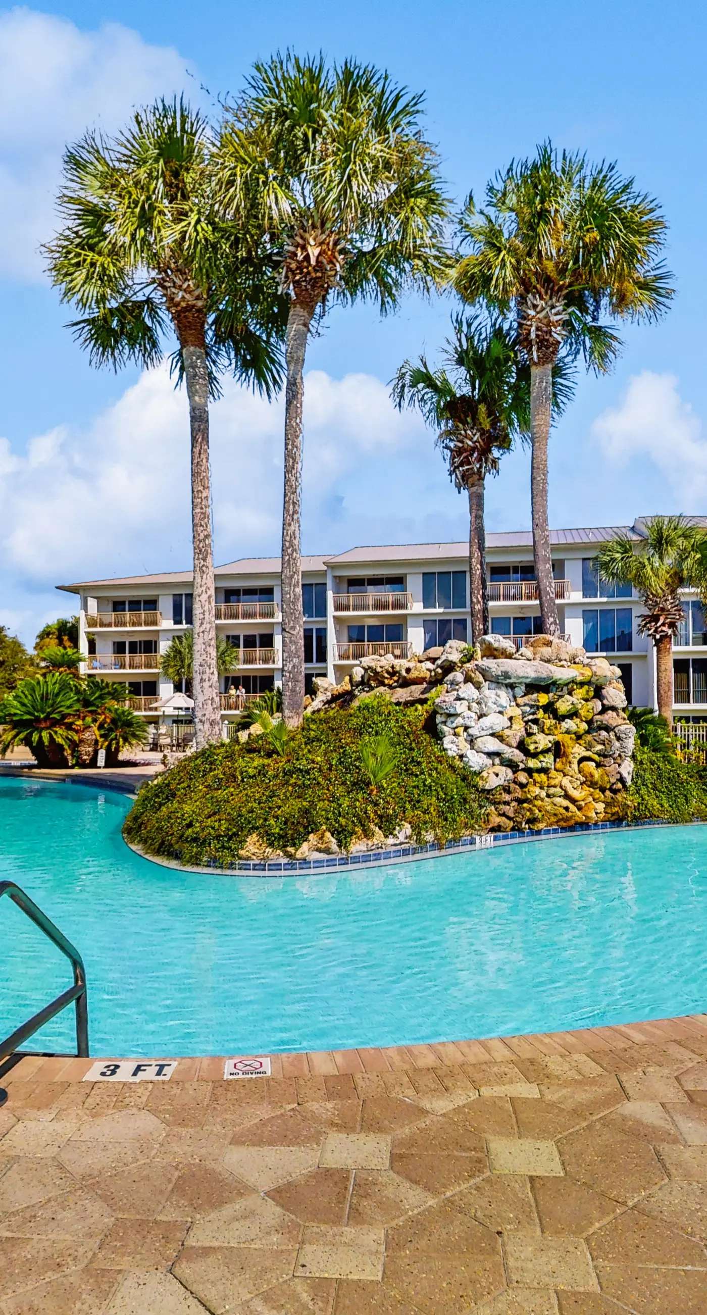 Lavish High Pointe condo with resort pool, amazing ocean view & pickleball