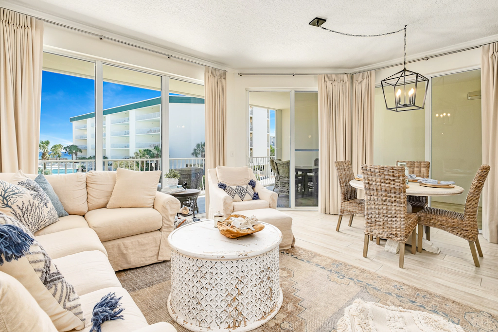 Chic first-floor condo with Gulf & pool view & pickleball - steps to beach