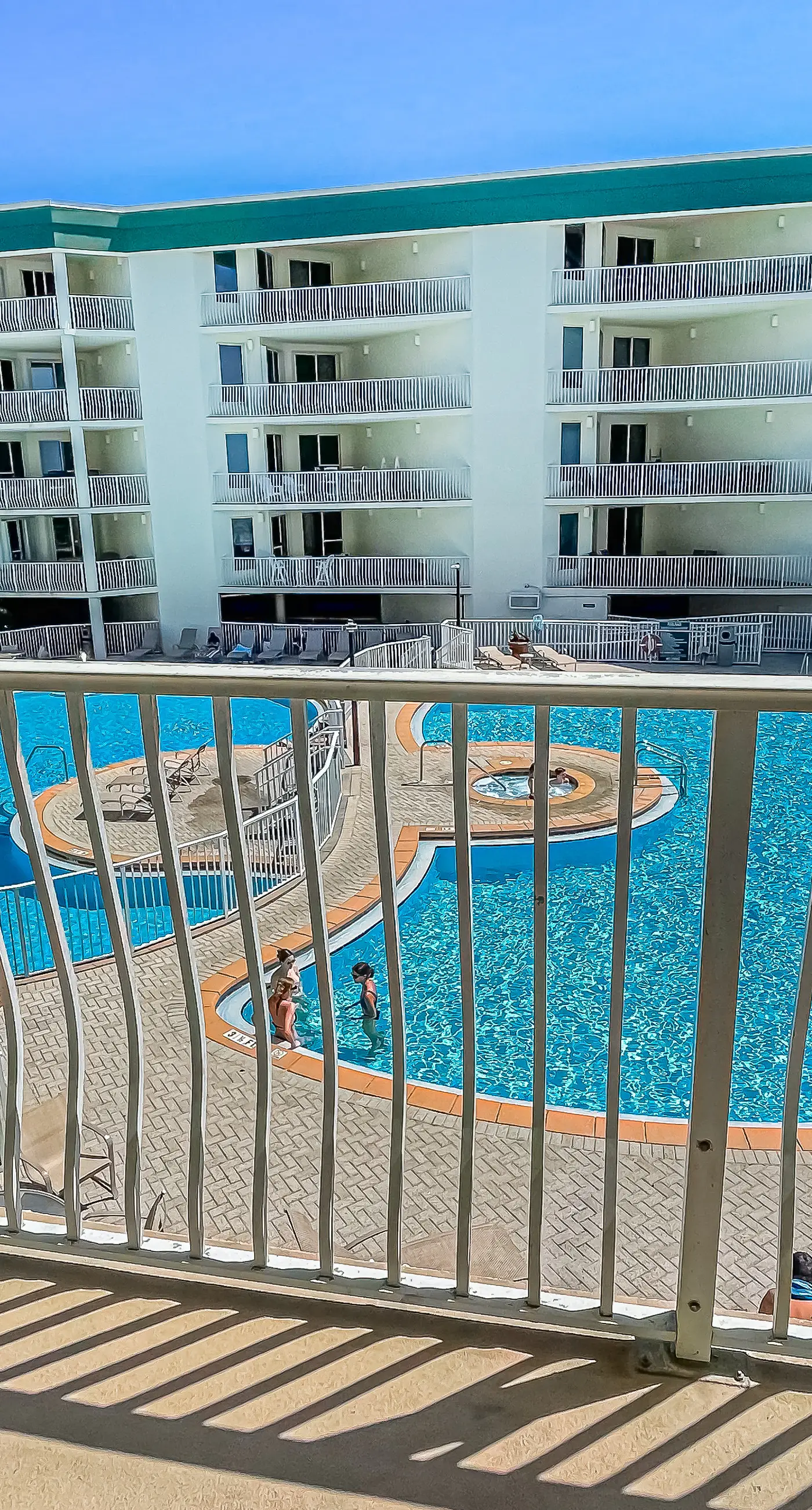 Beautifully decorated oceanfront condo with resort pool, & huge walk-in showers