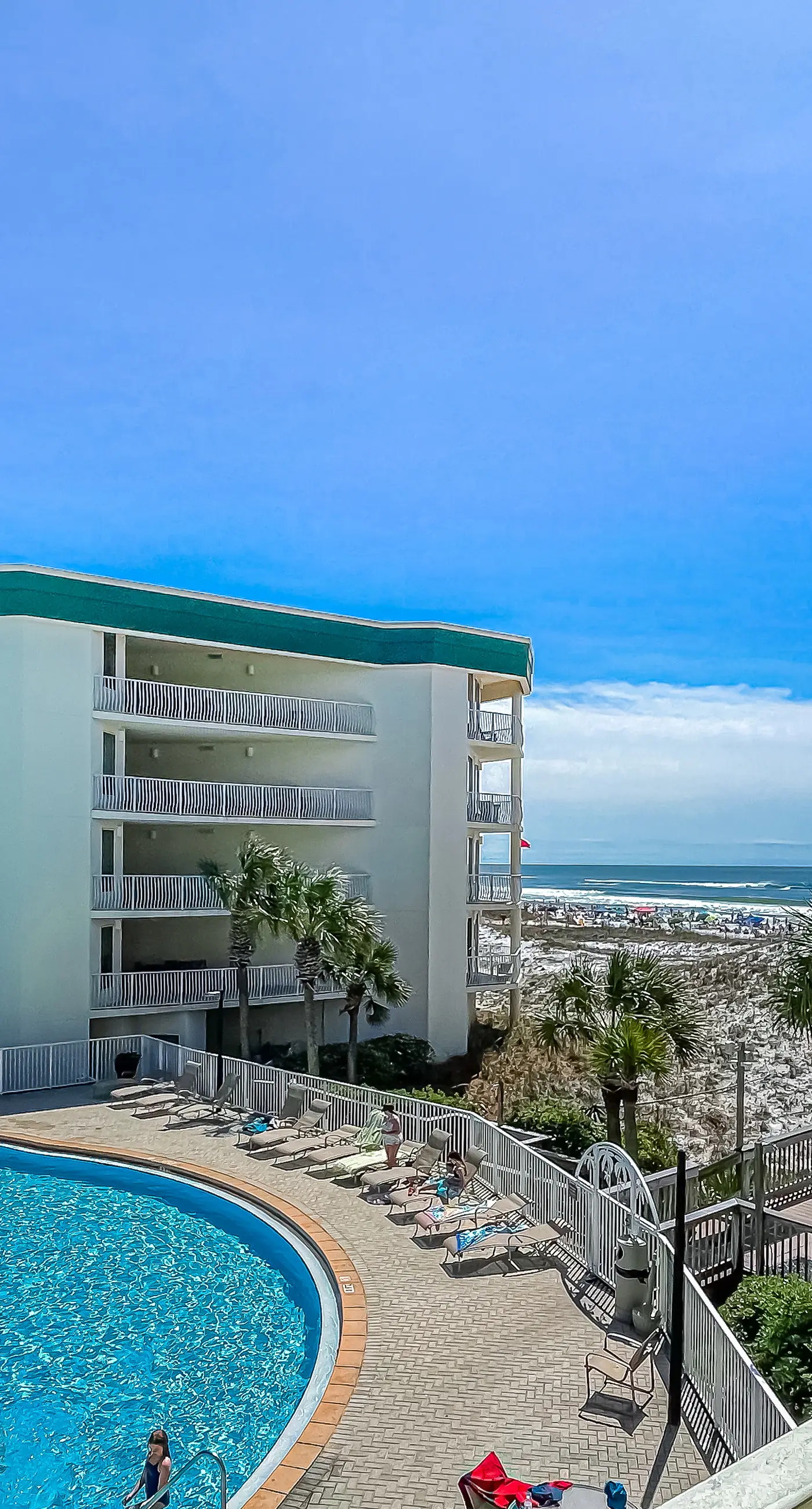 Beautifully decorated oceanfront condo with resort pool, & huge walk-in showers