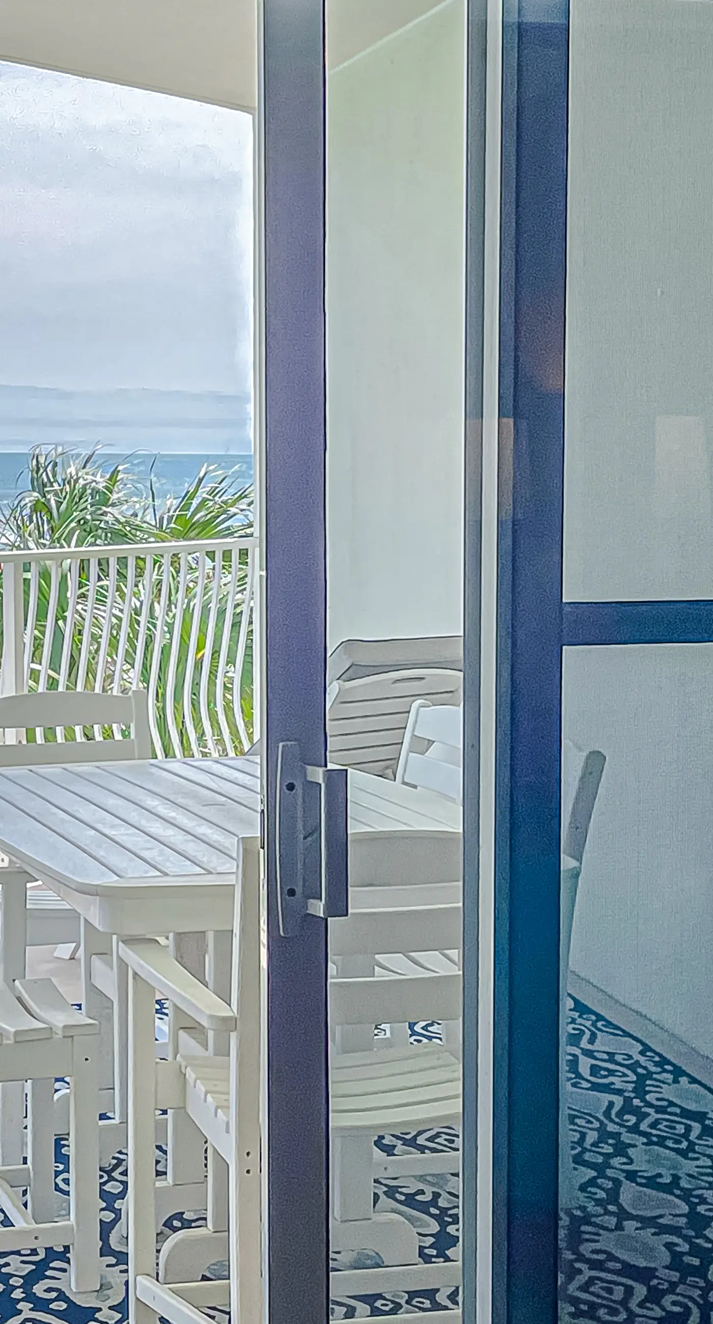Beautifully decorated oceanfront condo with resort pool, & huge walk-in showers