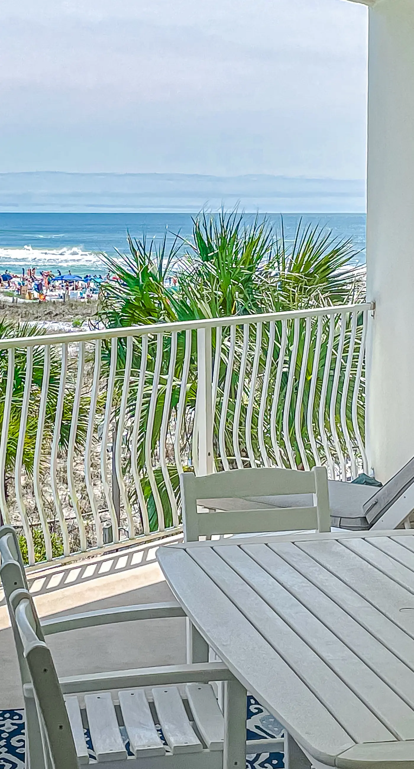 Beautifully decorated oceanfront condo with resort pool, & huge walk-in showers