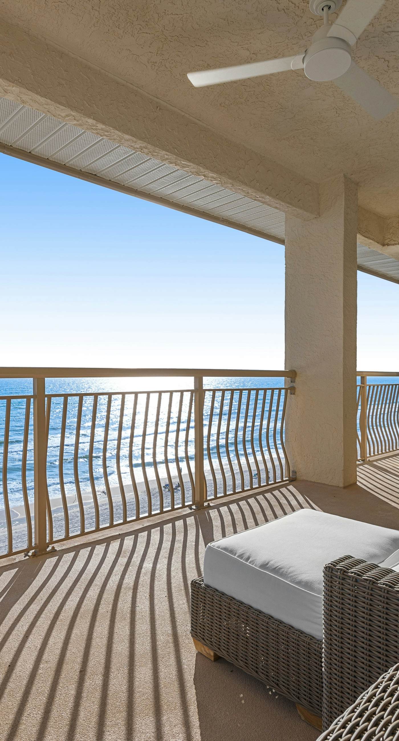 Luxuriously renovated condo with Gulf views, beach access, pool, & hot tub