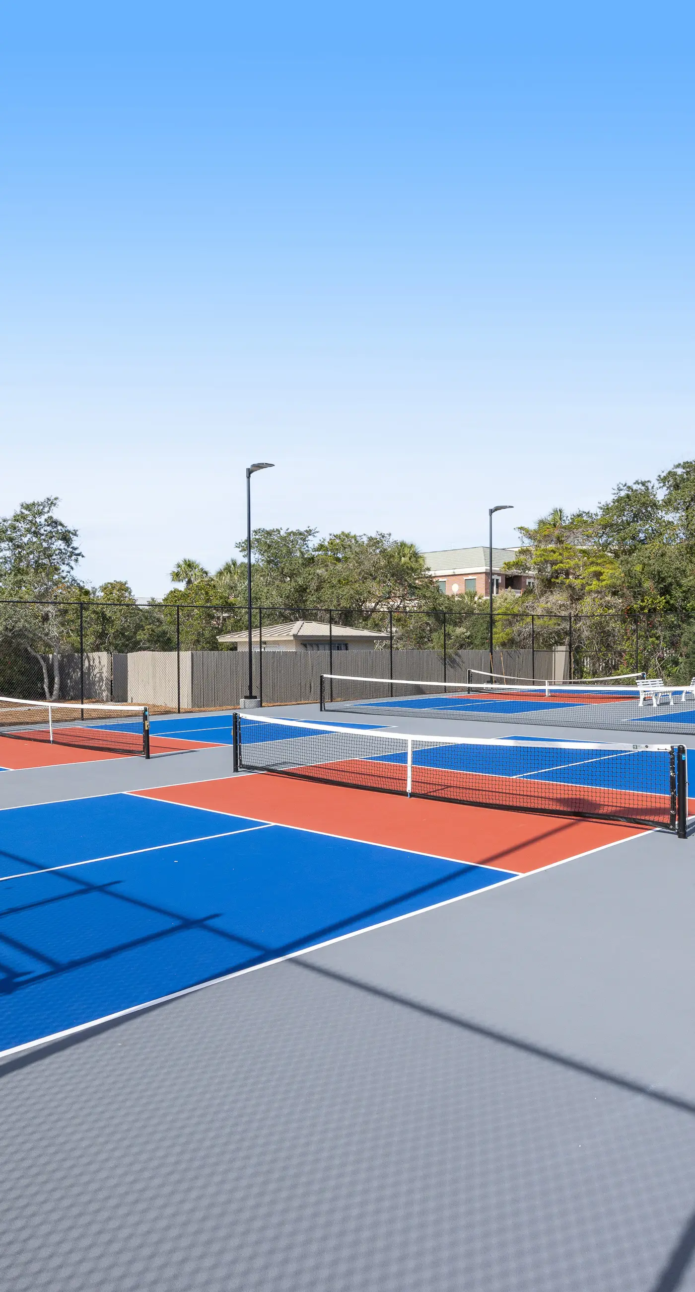 Luxuriously renovated condo with Gulf views, beach access, pool, & hot tub