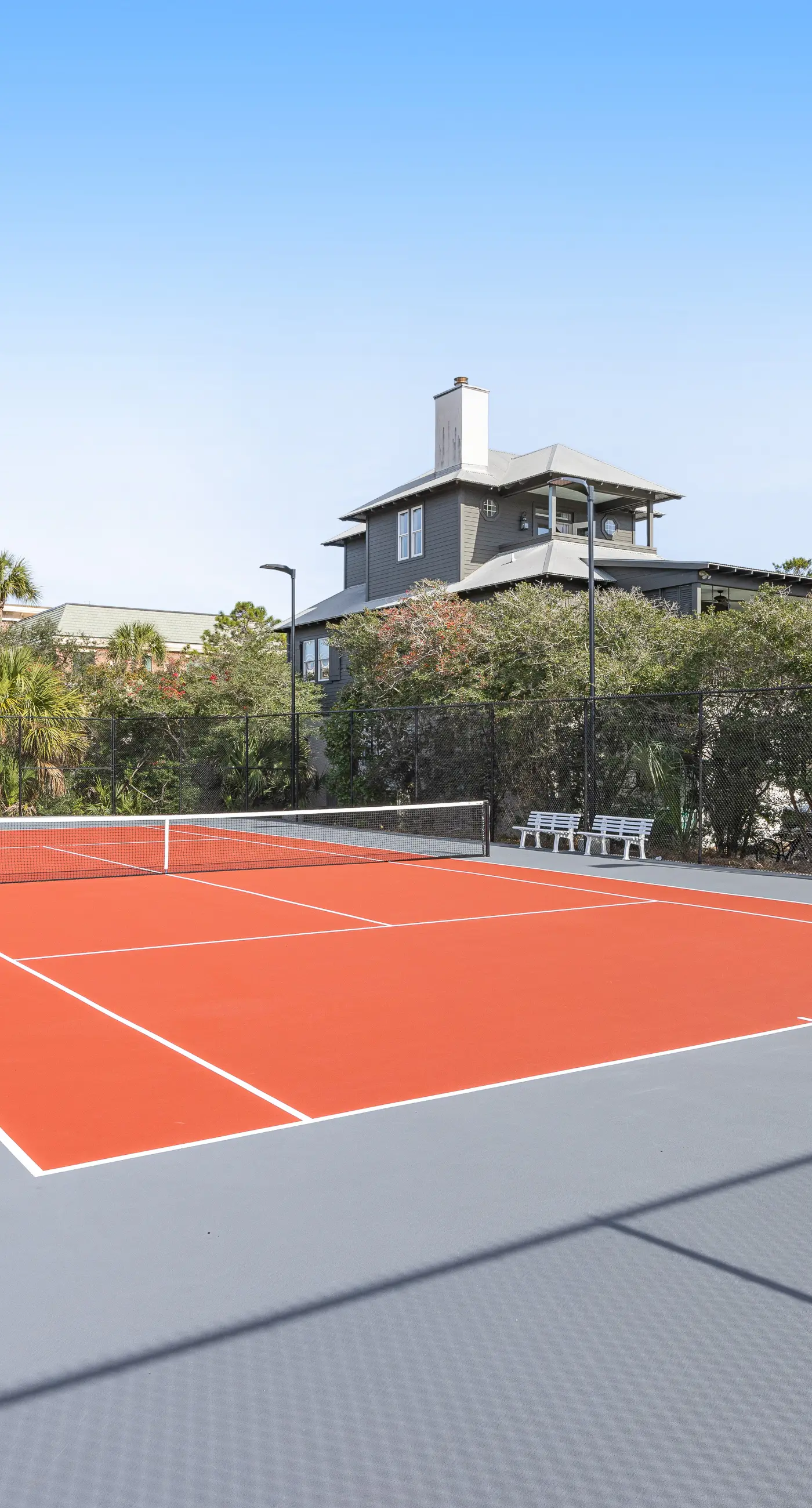 Luxuriously renovated condo with Gulf views, beach access, pool, & hot tub