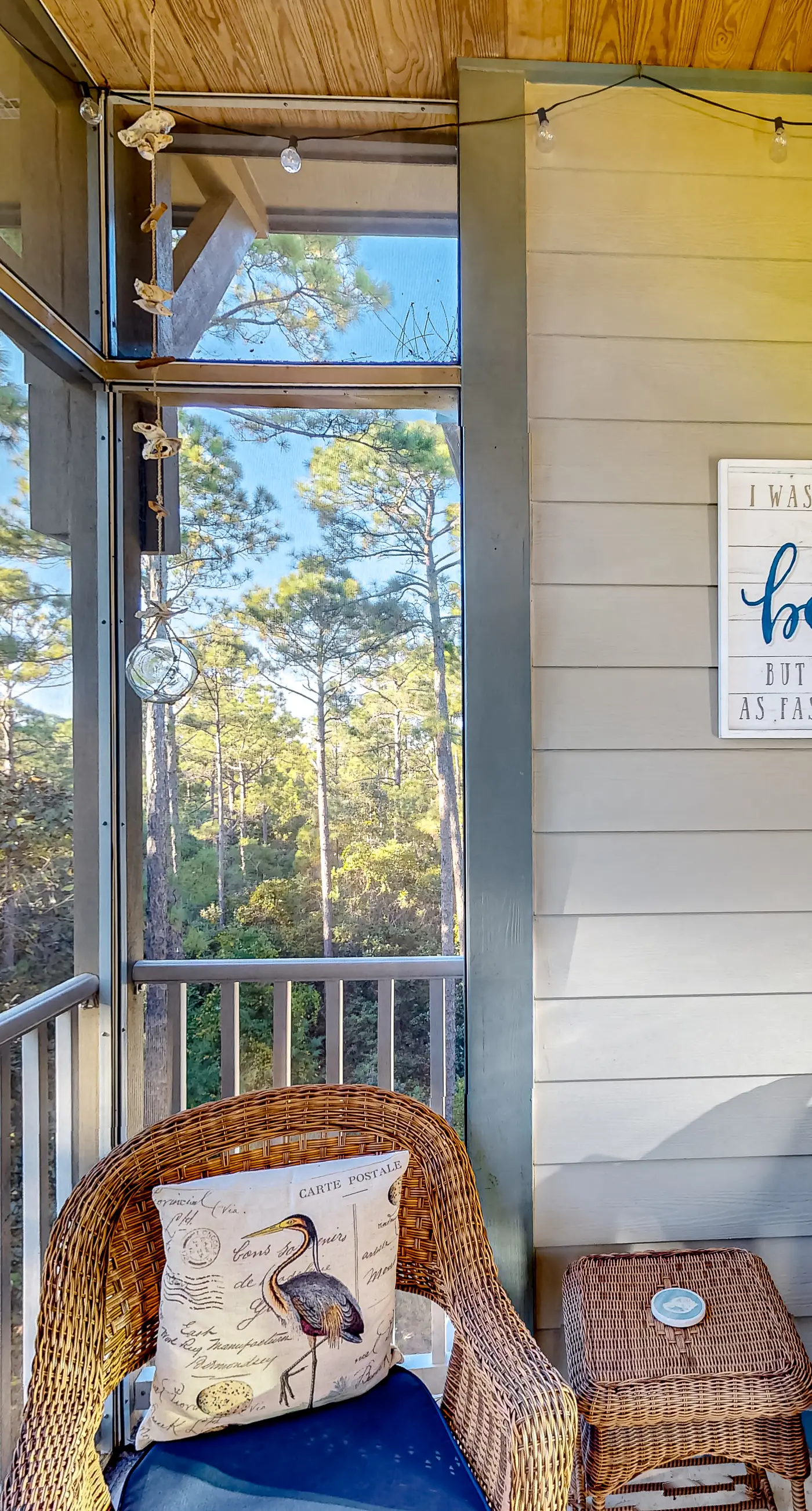 4th-floor condo near the beach with balcony, outdoor pool, elevator, W/D, & AC
