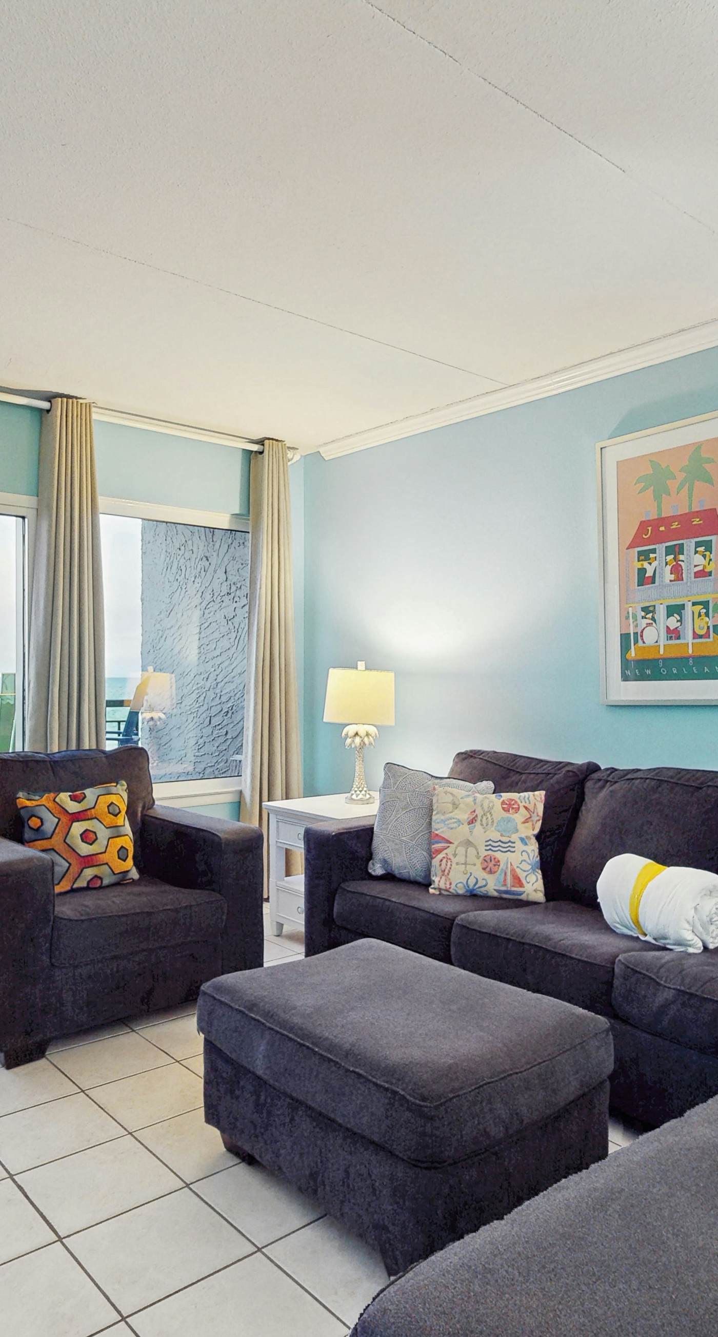 Island Echos 3F  3rd-floor updated condo with Gulf-front views - short drive to shopping