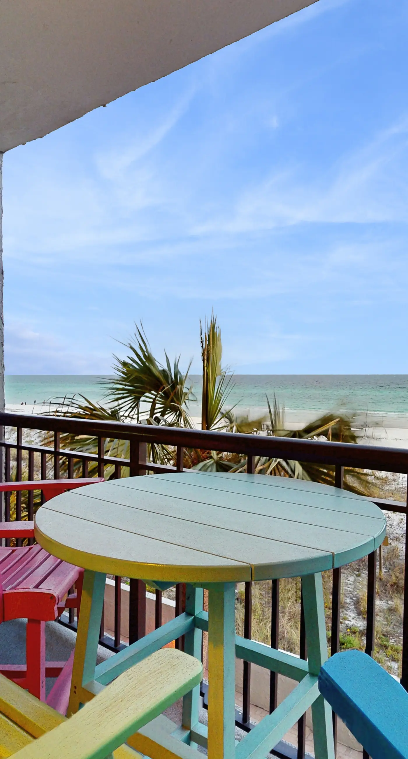 3rd-floor updated condo with Gulf-front views - short drive to shopping