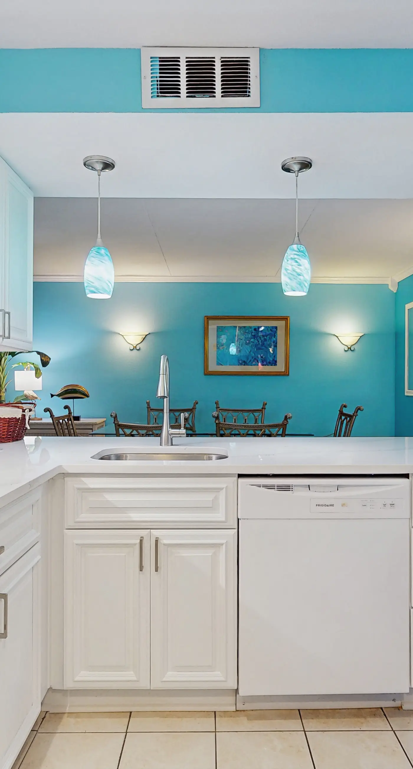 3rd-floor updated condo with Gulf-front views - short drive to shopping