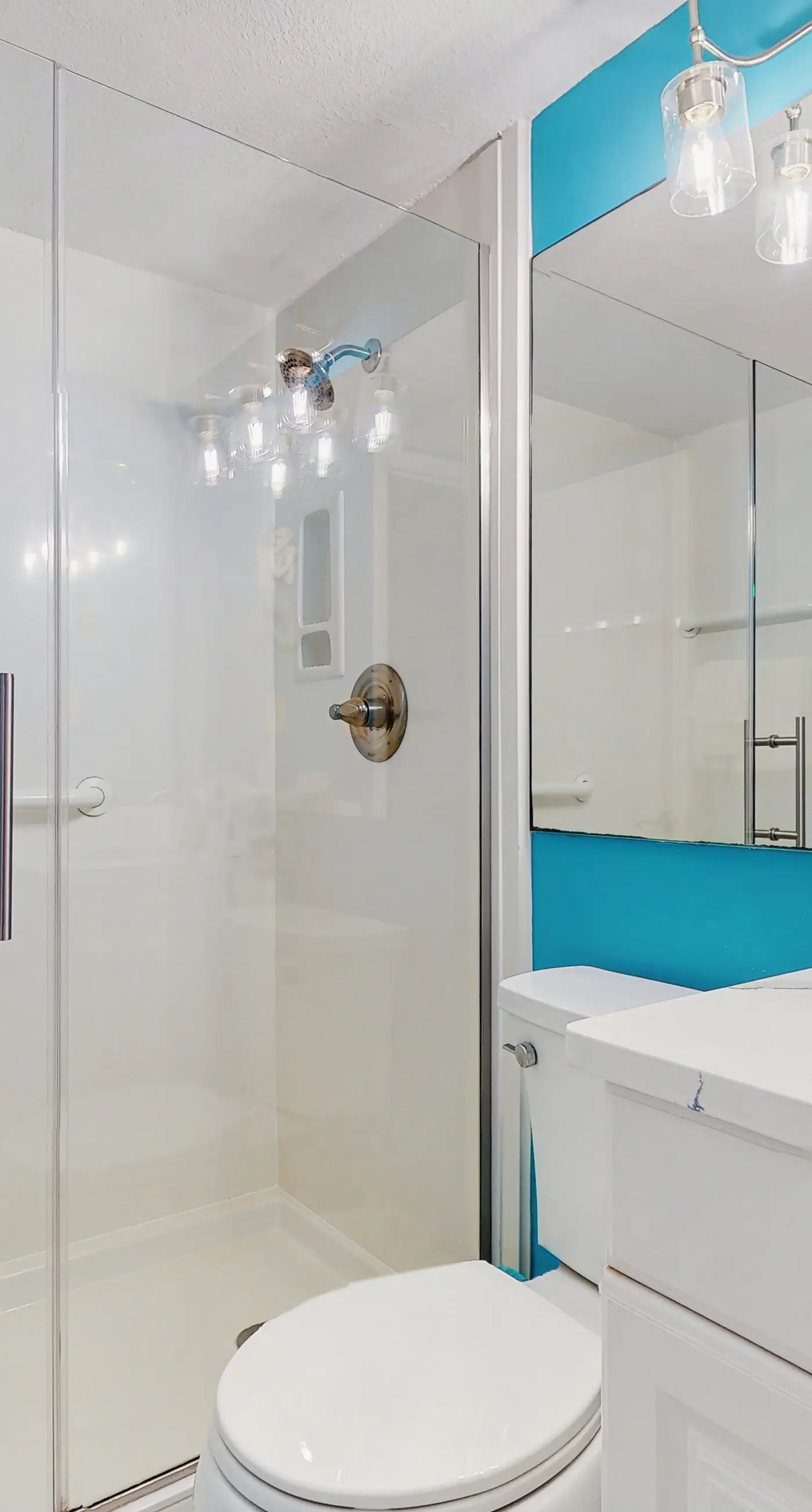 3rd-floor updated condo with Gulf-front views - short drive to shopping