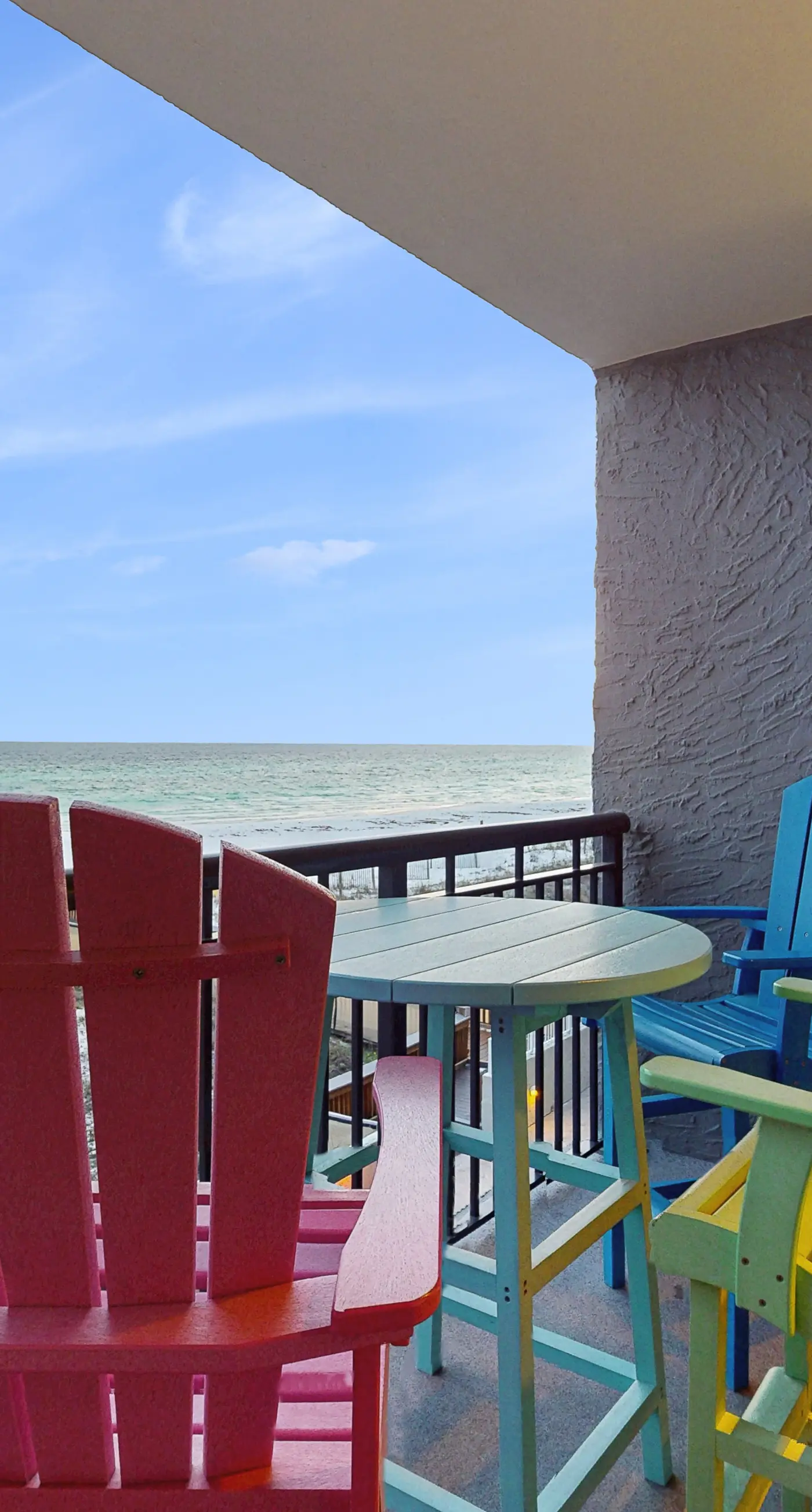 3rd-floor updated condo with Gulf-front views - short drive to shopping