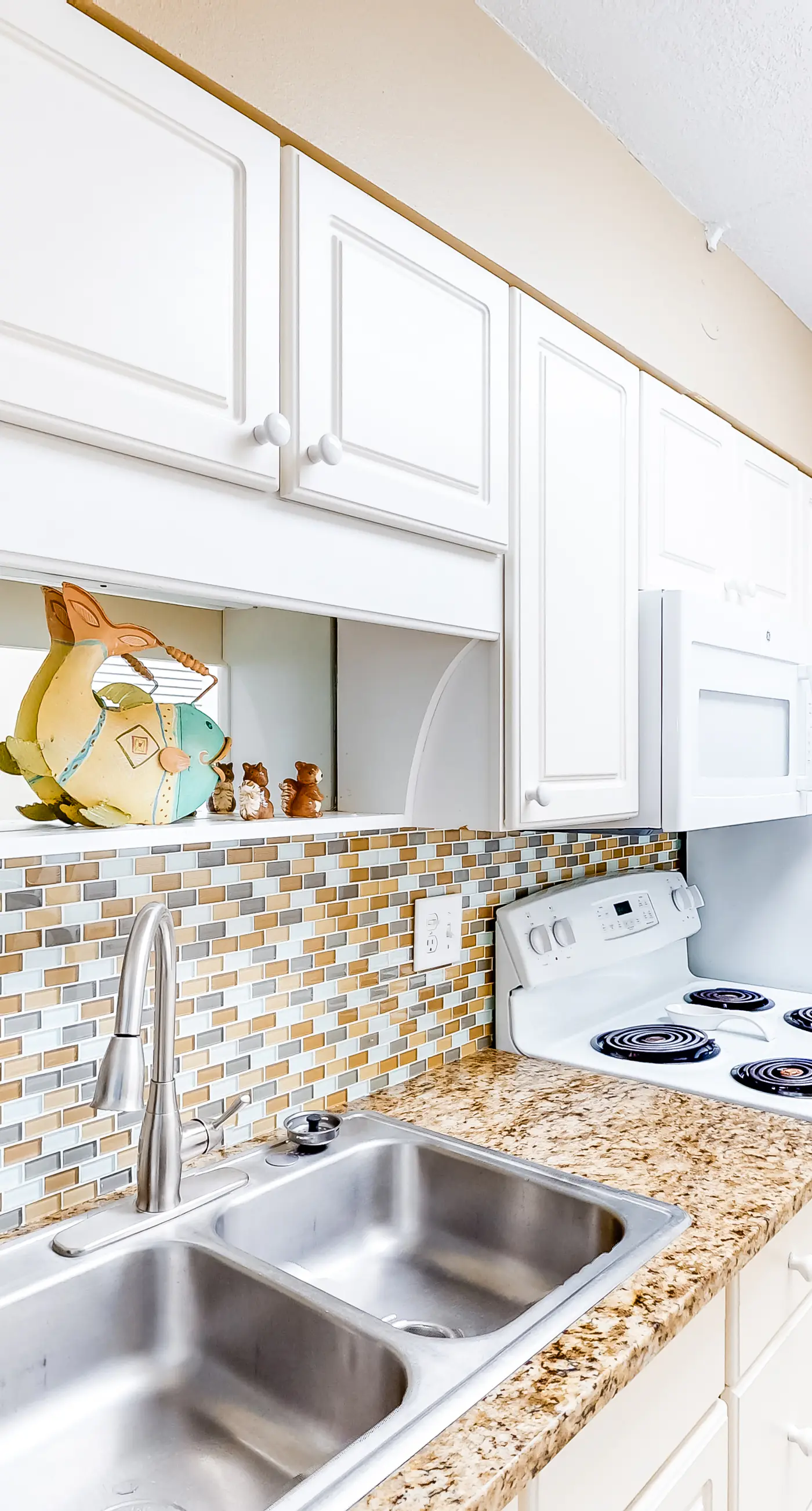 Updated, beachfront condo with beach setup - quick drive to entertainment