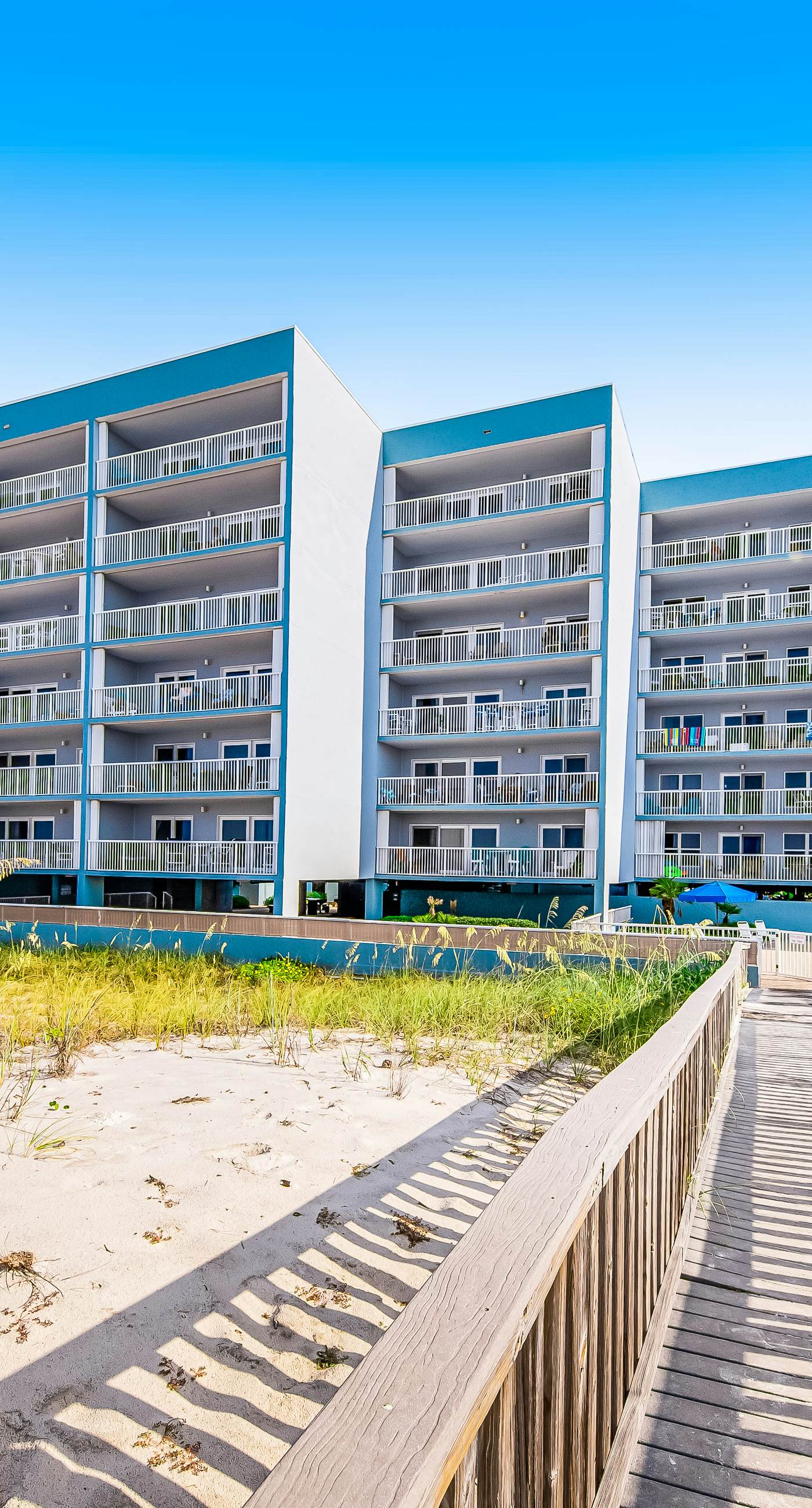 Islander W 402 - Fourth floor oceanfront studio w/ ocean views, pool access, central AC, and WiFi