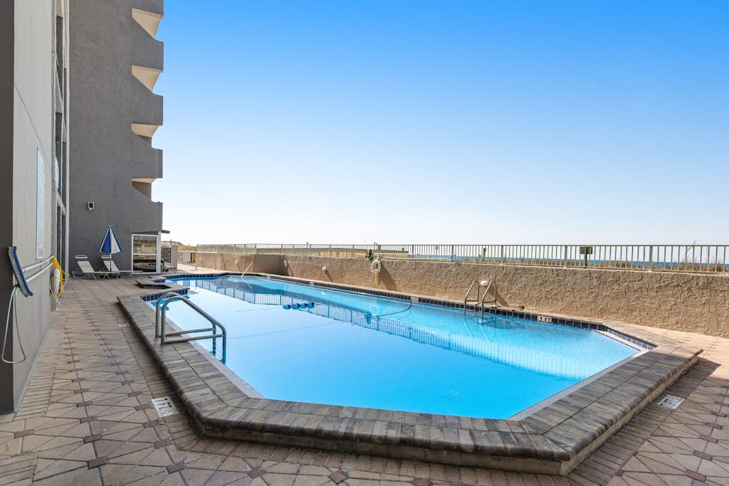 Island Echos 6BC  6th-floor, bright Gulf-front condo with views - close to entertainment