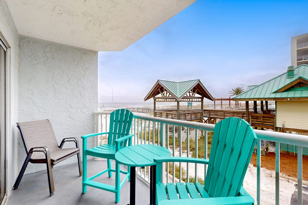 Islander W 205 - Updated, Coastal Condo w/ Steps To The Gulf, Close To Entertainment